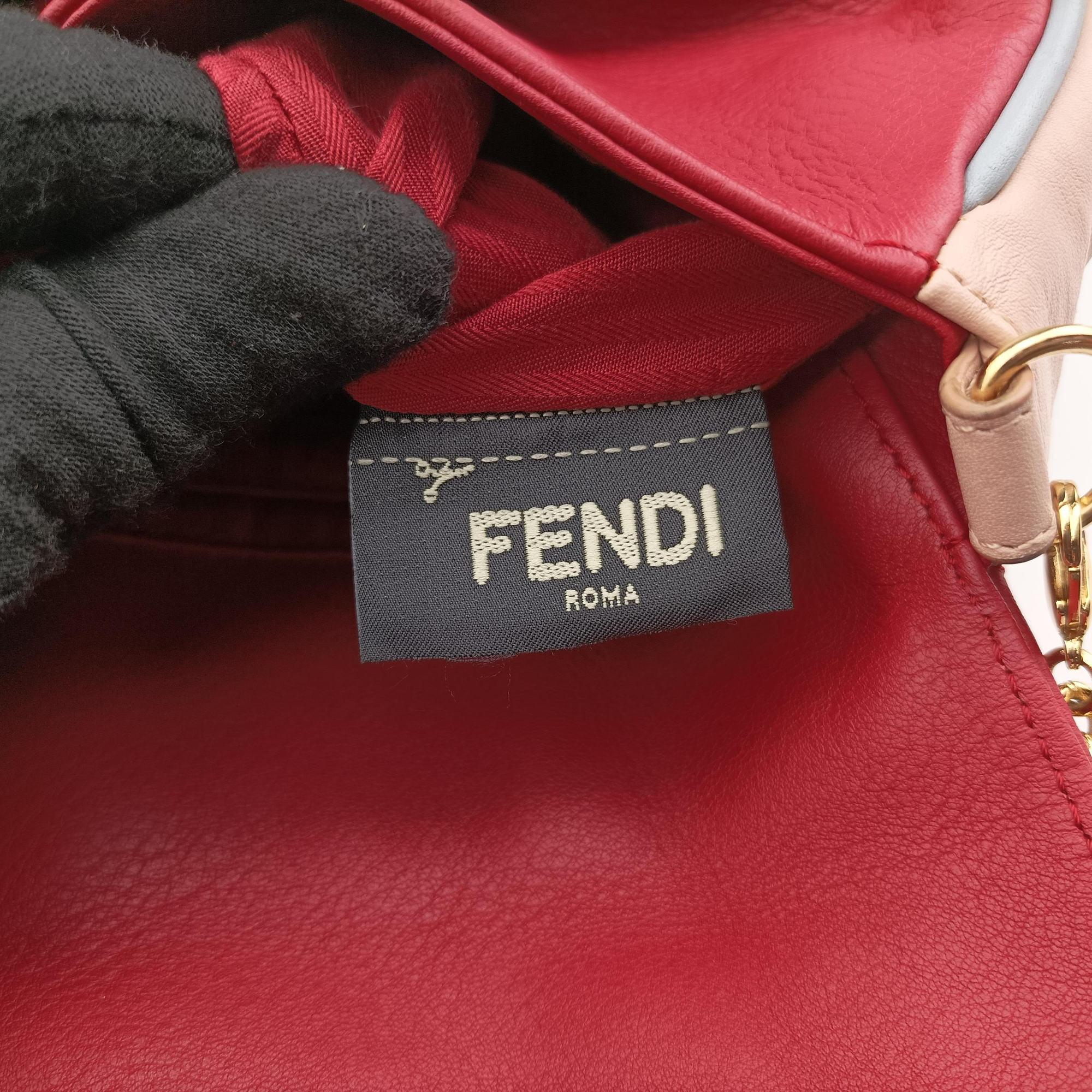 Vintage Fendi Fendista Pochette Red Leather 8M0276 shoulderbag | stylenewstar