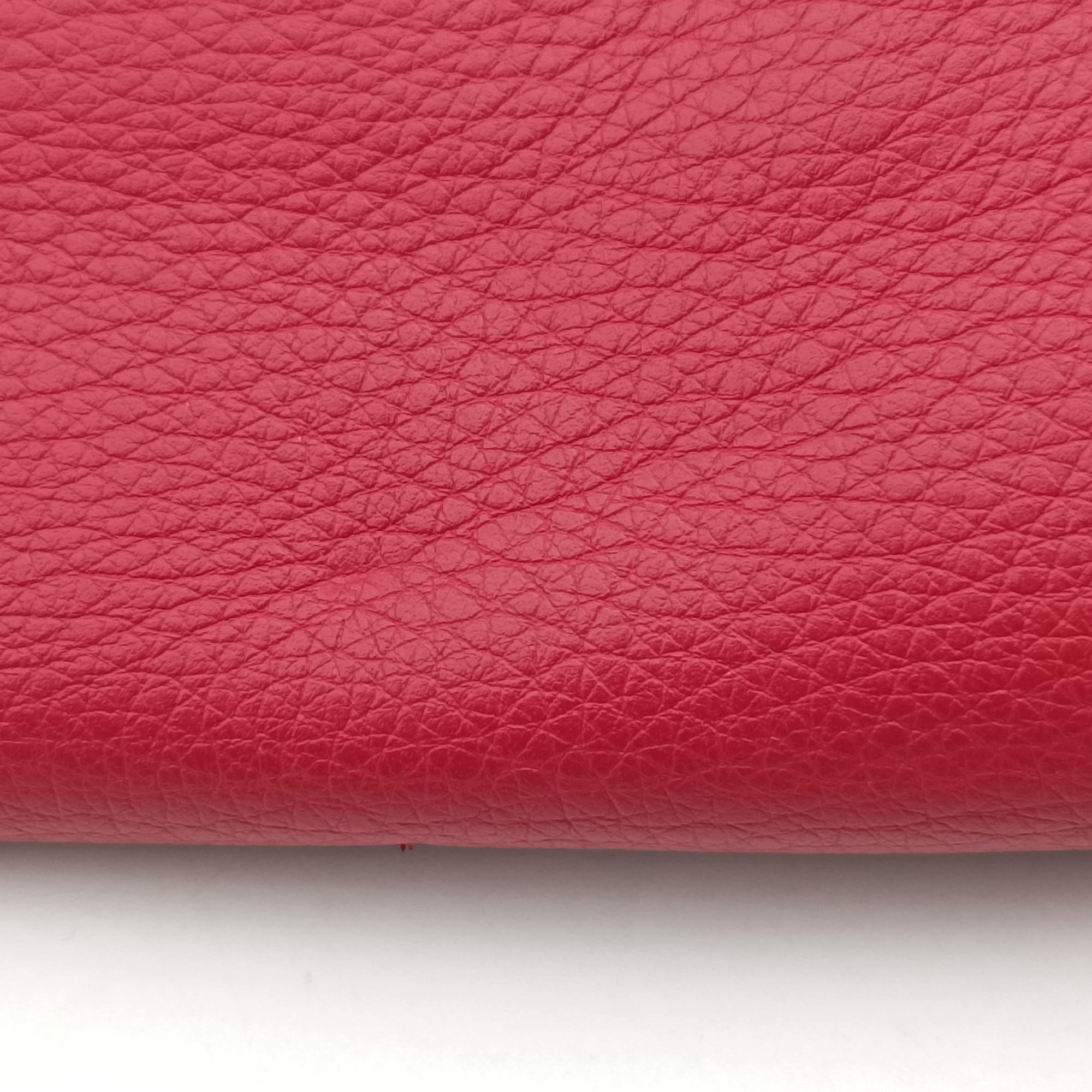 Vintage Fendi Fendista Pochette Red Leather 8M0276 shoulderbag | stylenewstar