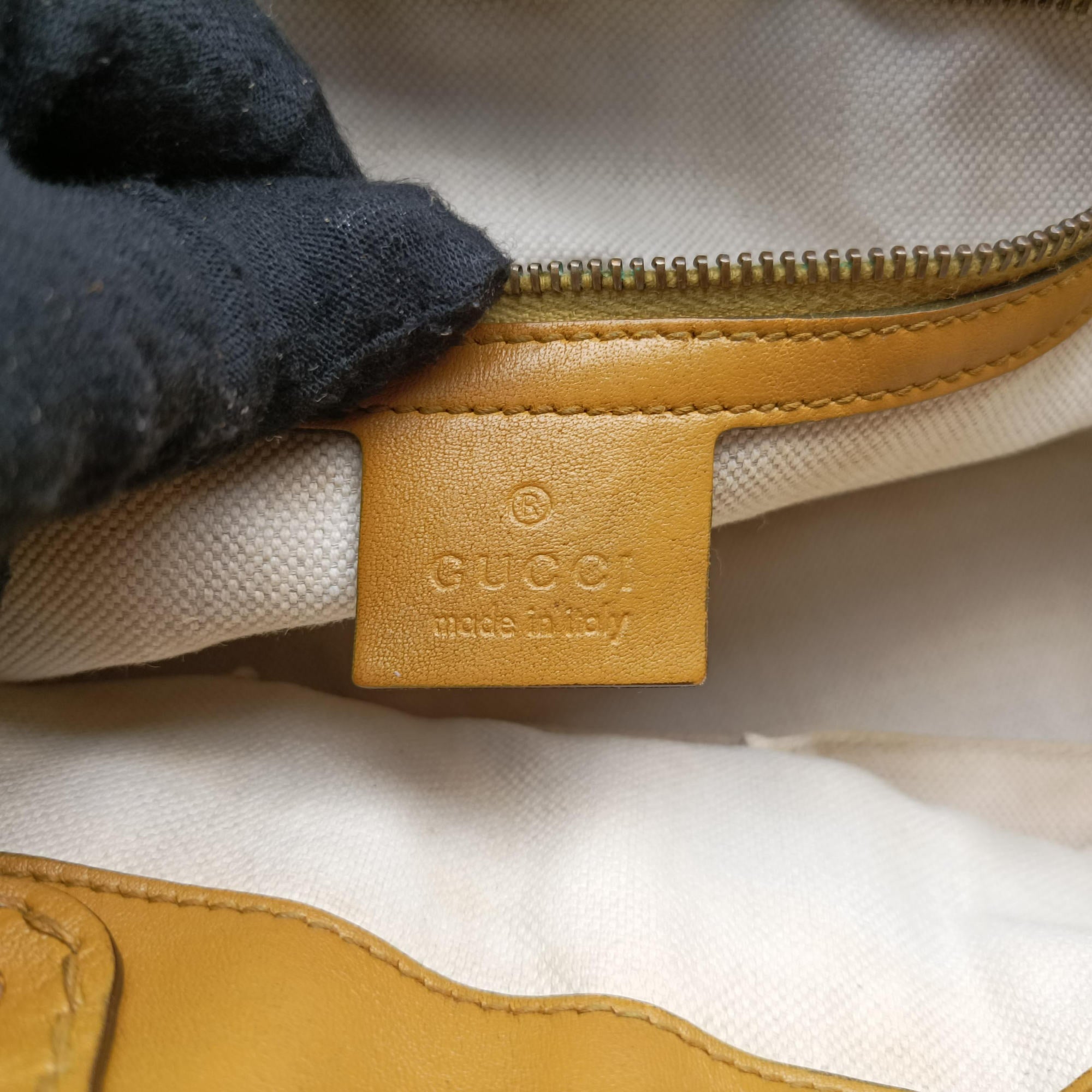 Pre-owned Gucci GG Running Beige×Yellow canvas×leather 247183 handbag | stylenewstar