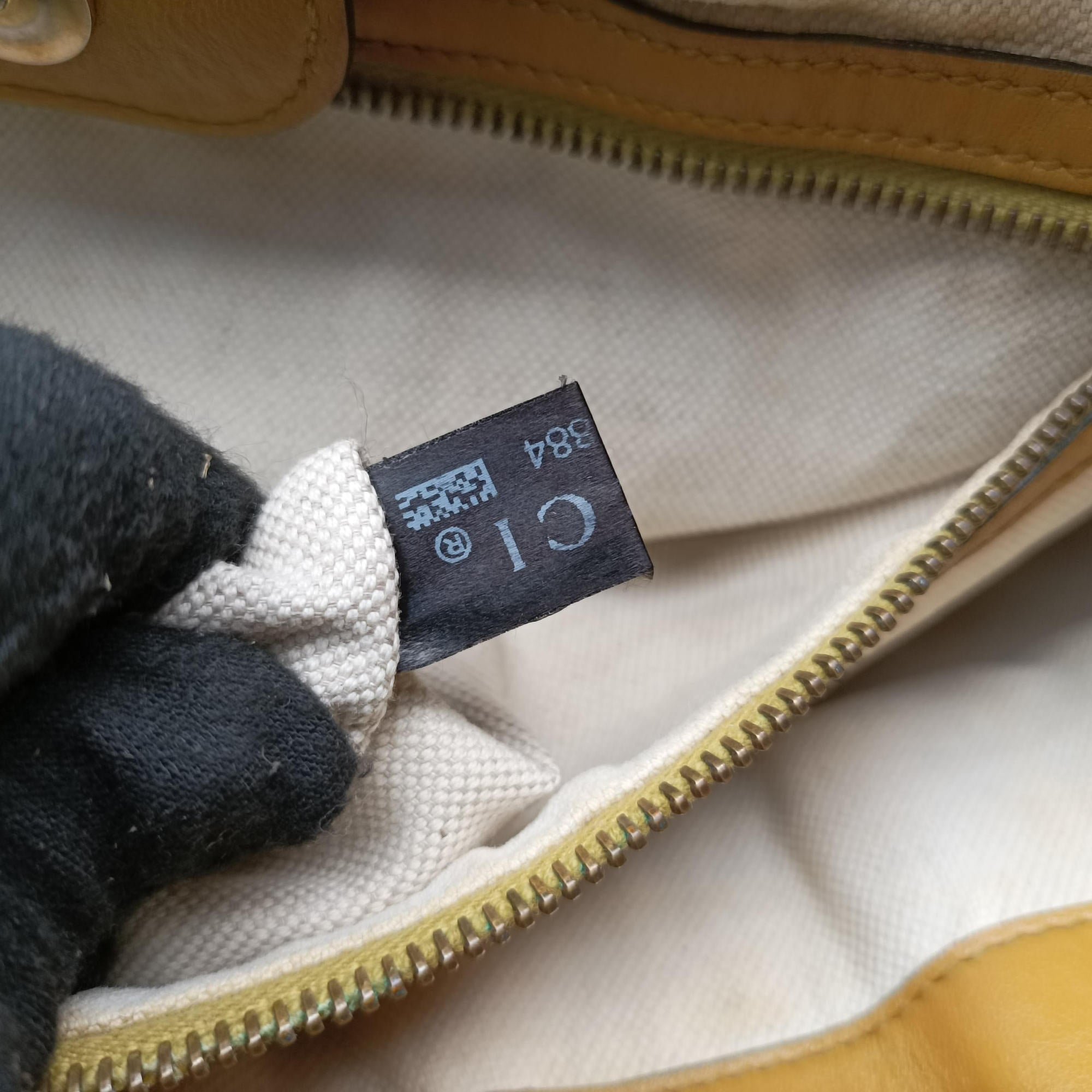 Pre-owned Gucci GG Running Beige×Yellow canvas×leather 247183 handbag | stylenewstar