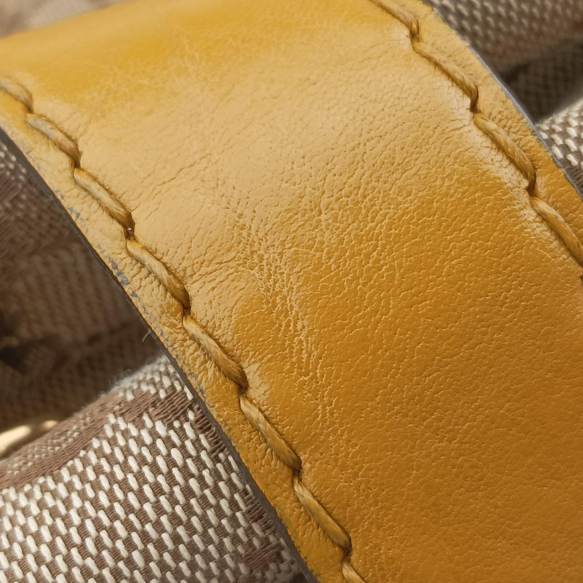 Pre-owned Gucci GG Running Beige×Yellow canvas×leather 247183 handbag | stylenewstar