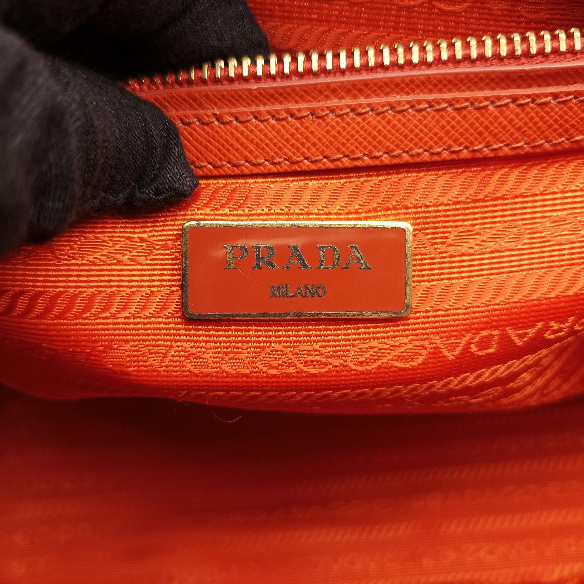 Pre-owned Prada Galleria Orange SAFFIANO Leather BN1844 shoulderbag | stylenewstar