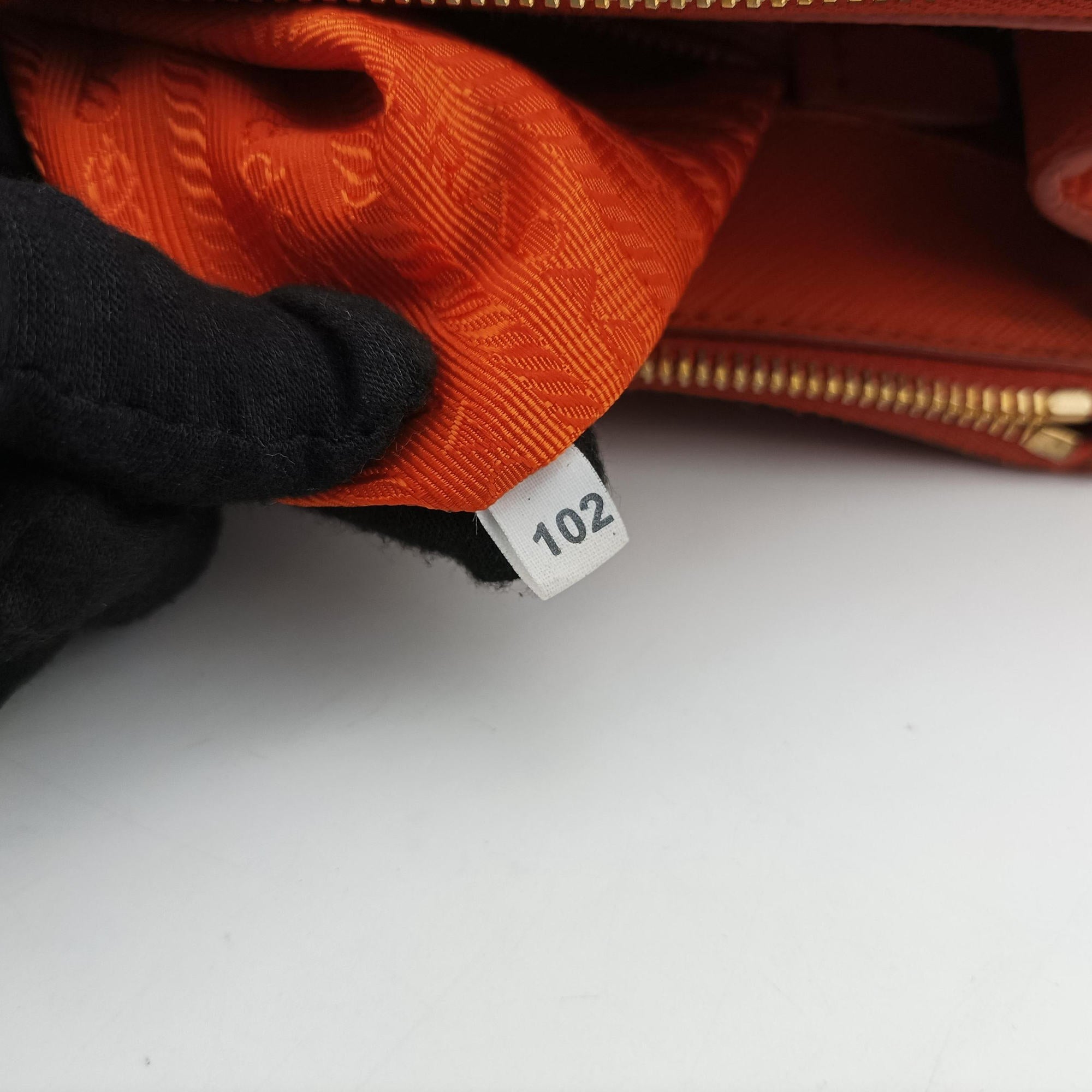 Pre-owned Prada Galleria Orange SAFFIANO Leather BN1844 shoulderbag | stylenewstar