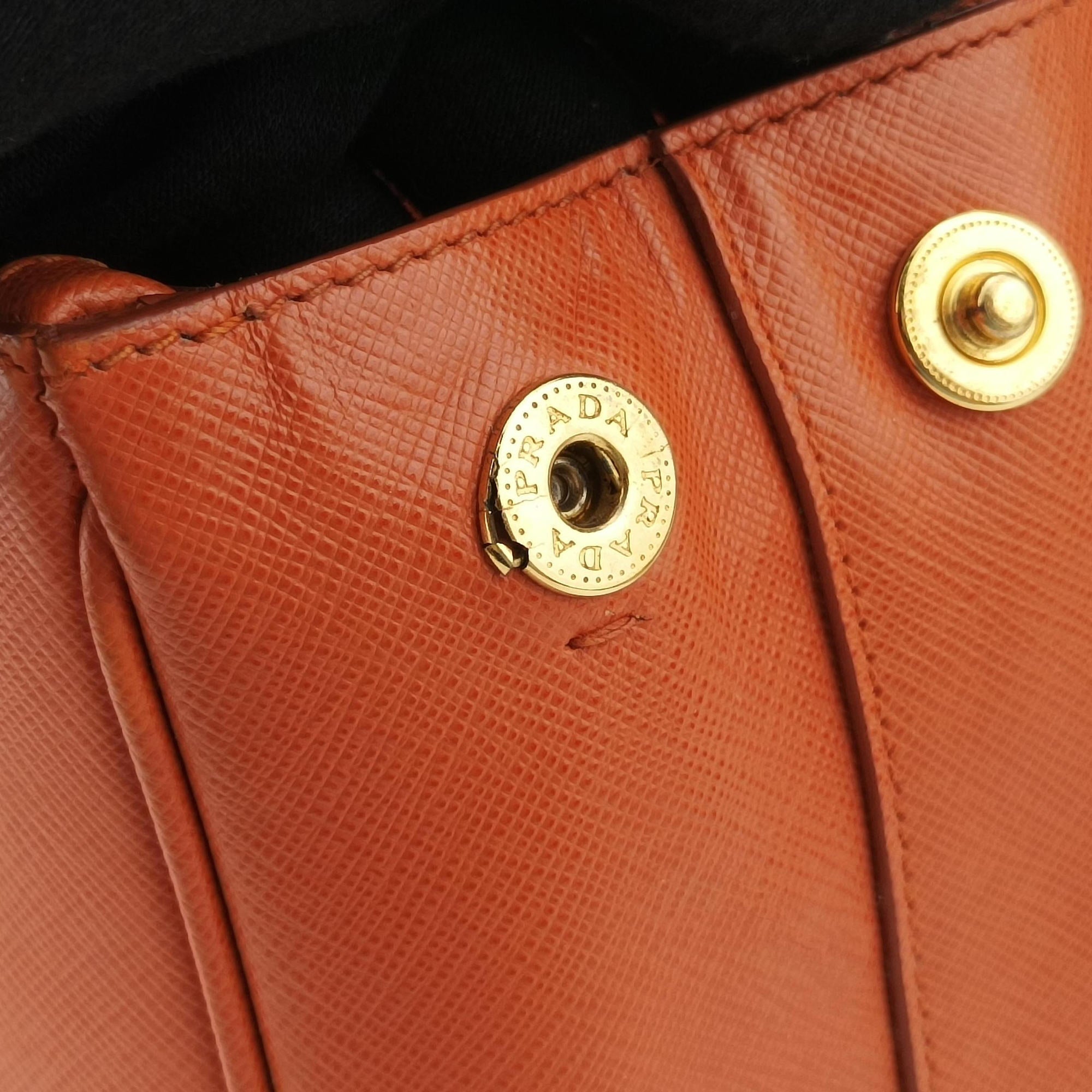 Pre-owned Prada Galleria Orange SAFFIANO Leather BN1844 shoulderbag | stylenewstar
