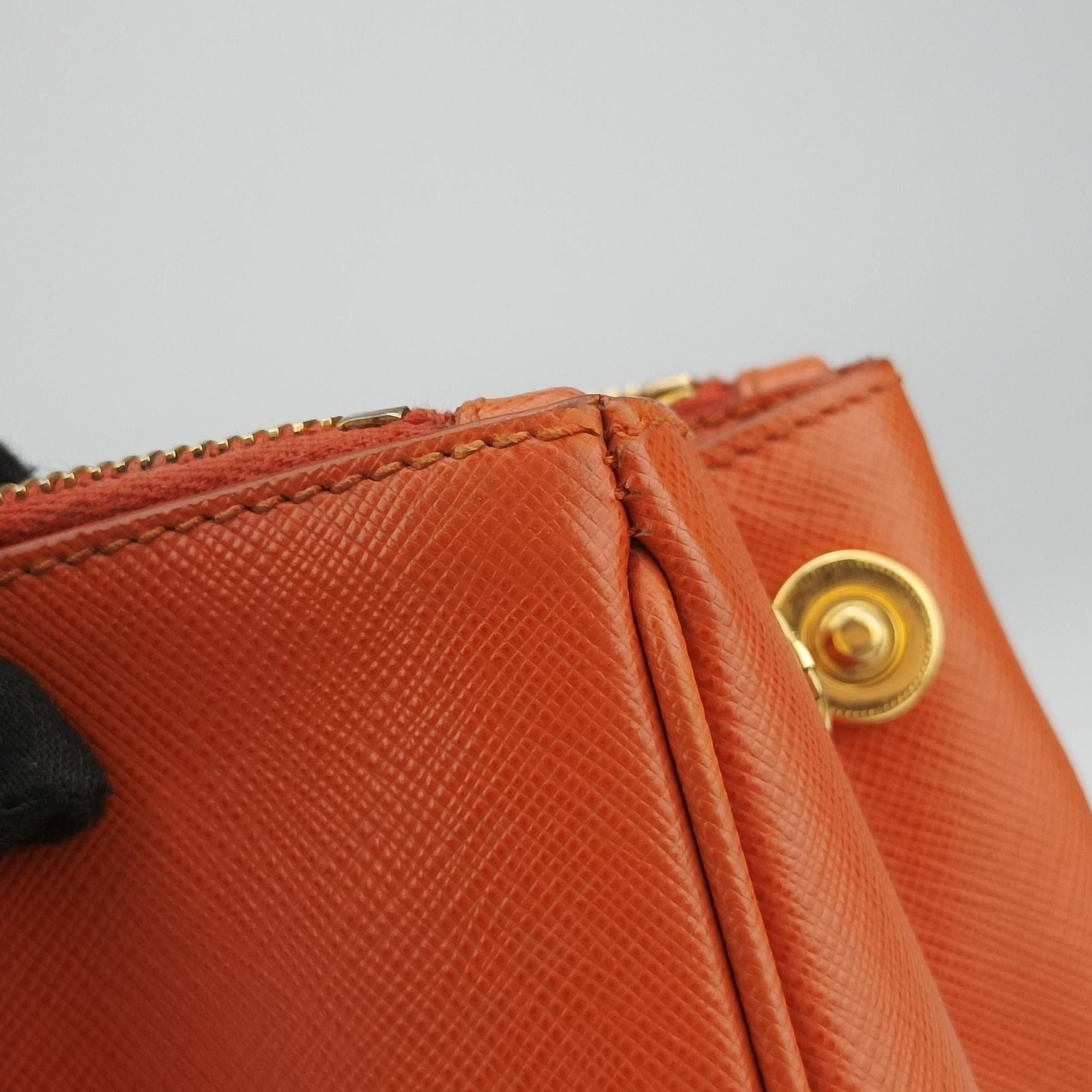 Pre-owned Prada Galleria Orange SAFFIANO Leather BN1844 shoulderbag | stylenewstar