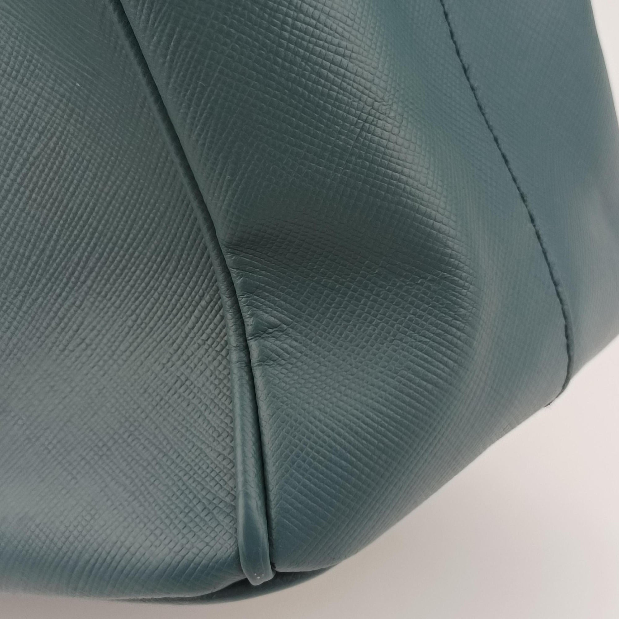 Vintage Prada Galleria Blue SAFFIANO Leather BN1786 handbag | stylenewstar