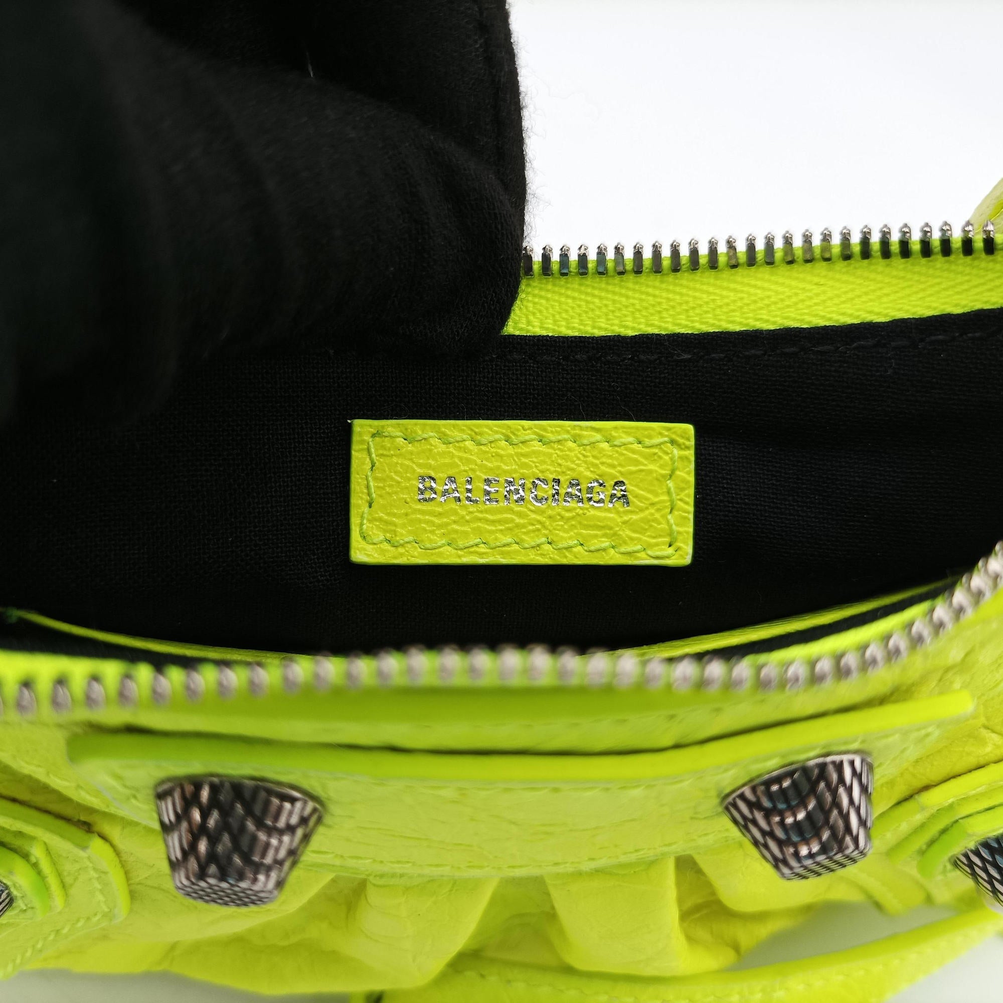 Secondhand Balenciaga Le Cagole Yellow lambskin  shoulderbag | stylenewstar