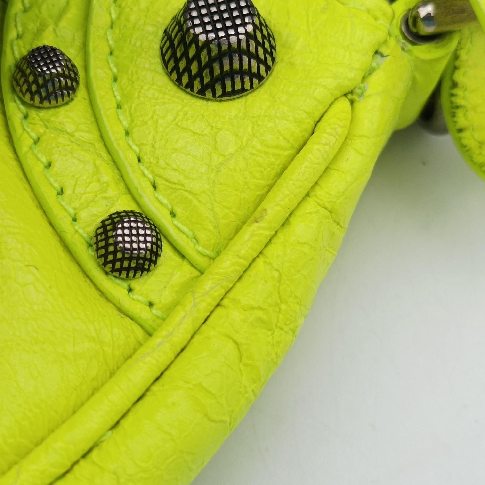 Secondhand Balenciaga Le Cagole Yellow lambskin  shoulderbag | stylenewstar