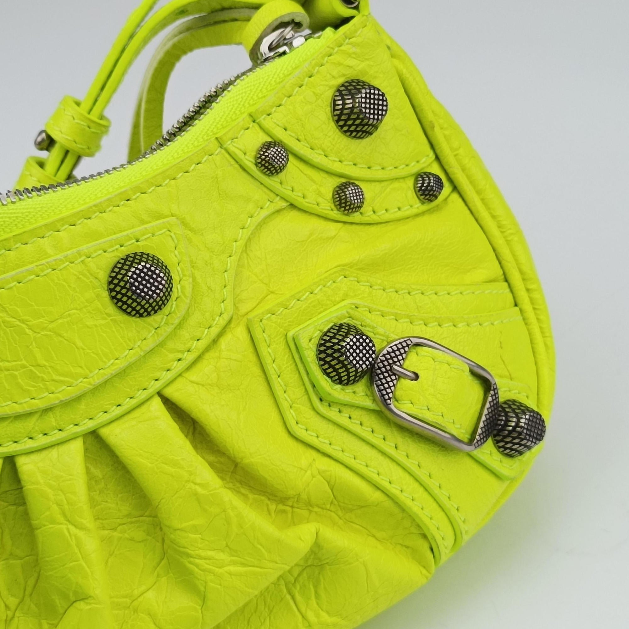 Secondhand Balenciaga Le Cagole Yellow lambskin  shoulderbag | stylenewstar