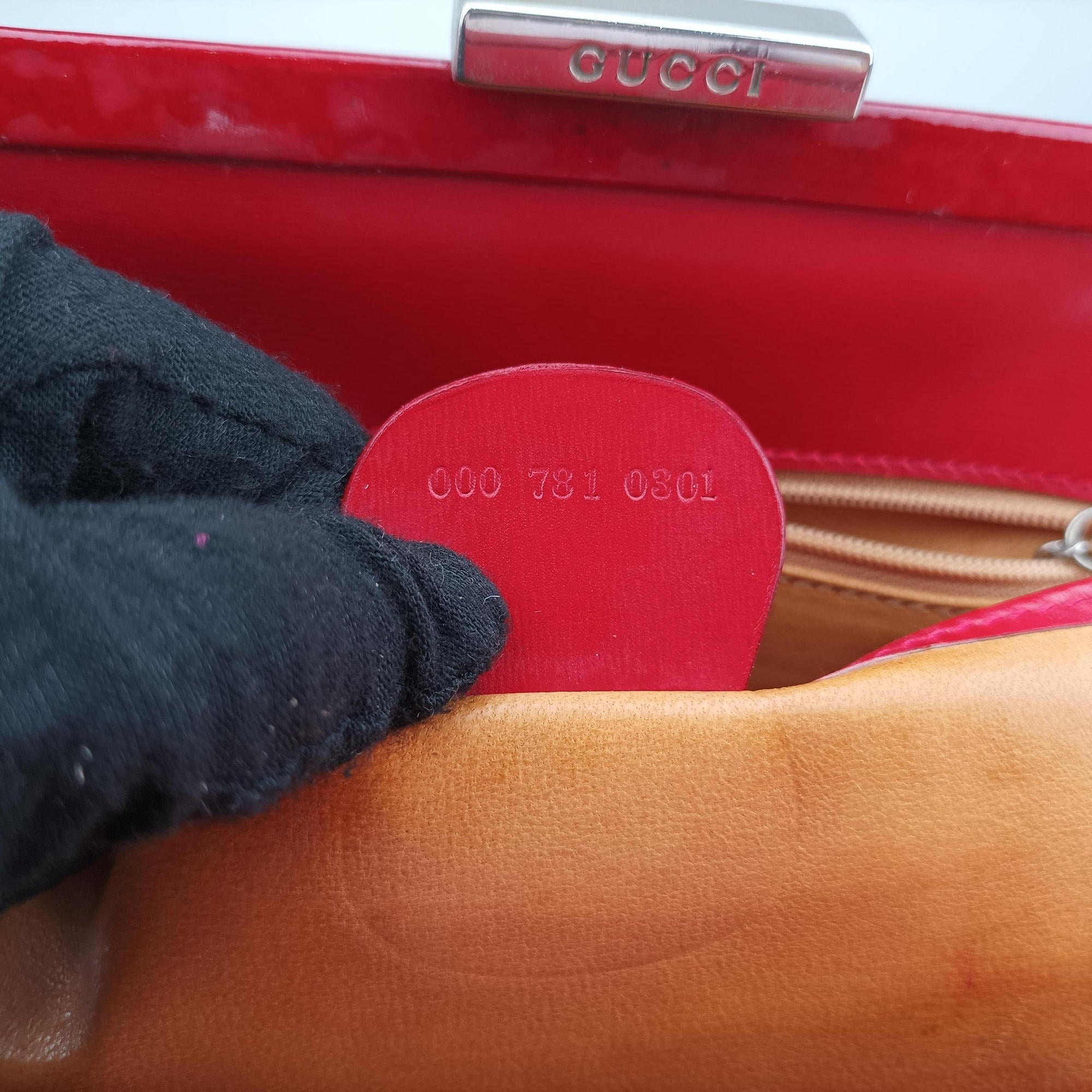 Secondhand Gucci Vintage Red Patent Leather 000 78 handbag | stylenewstar