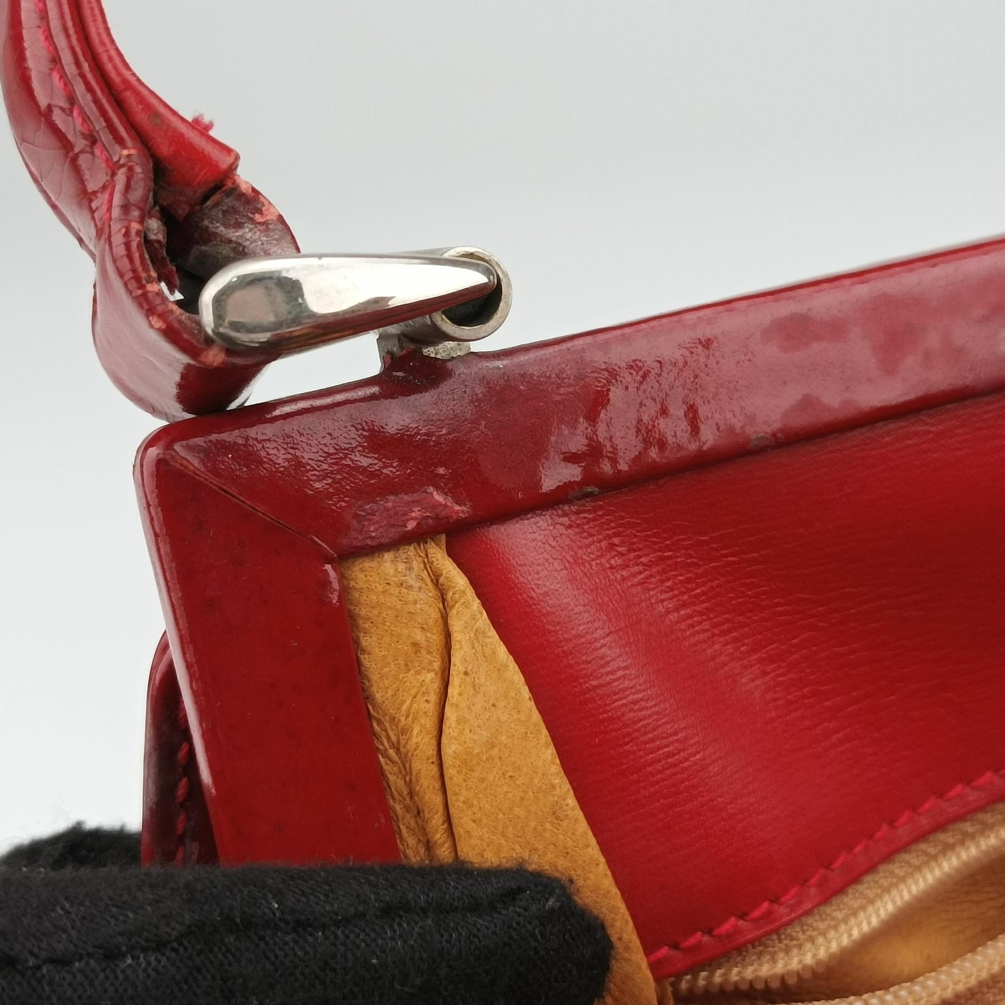 Secondhand Gucci Vintage Red Patent Leather 000 78 handbag | stylenewstar
