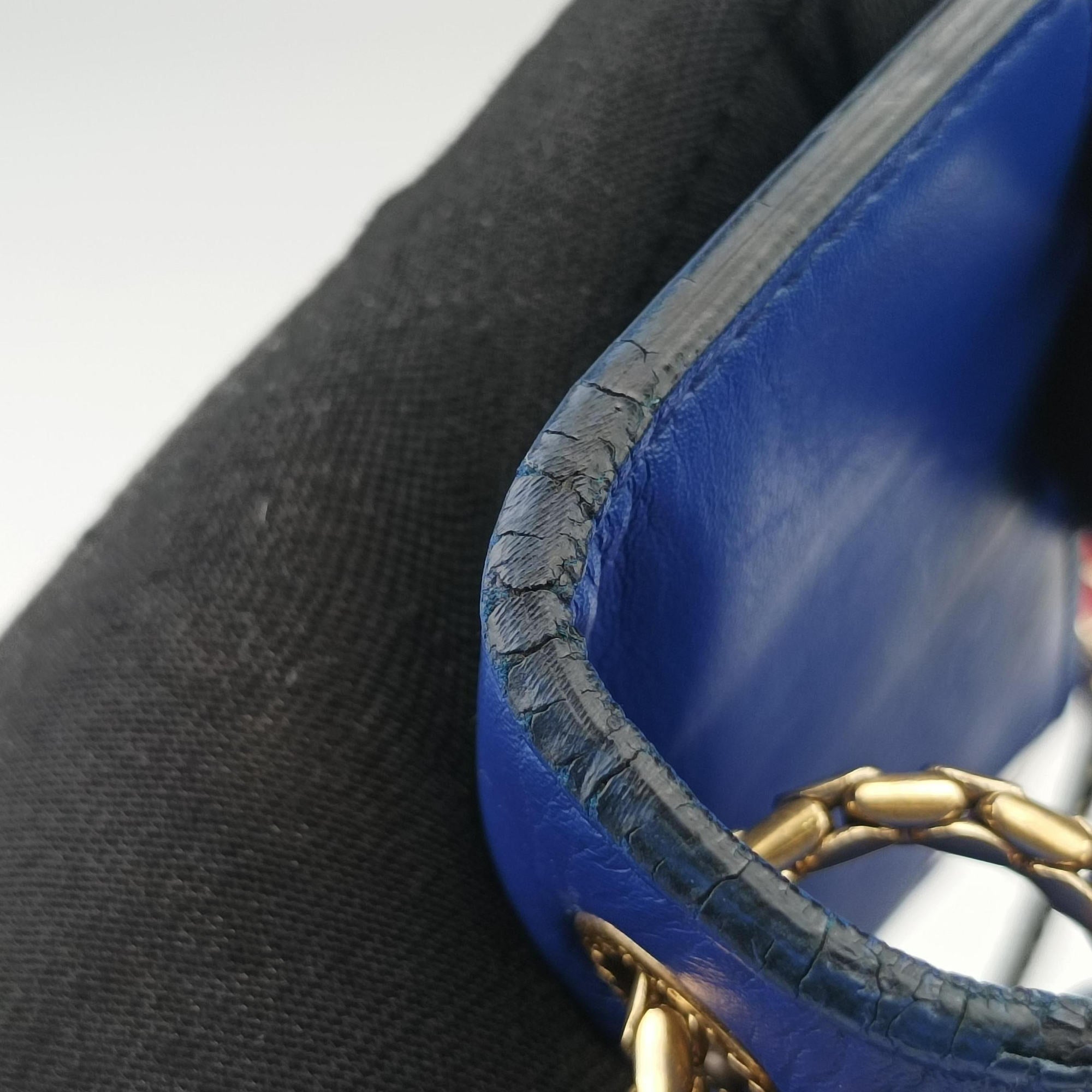 Pre-owned Bvlgari SERPENTI FOREVER Blue leather  shoulderbag | stylenewstar