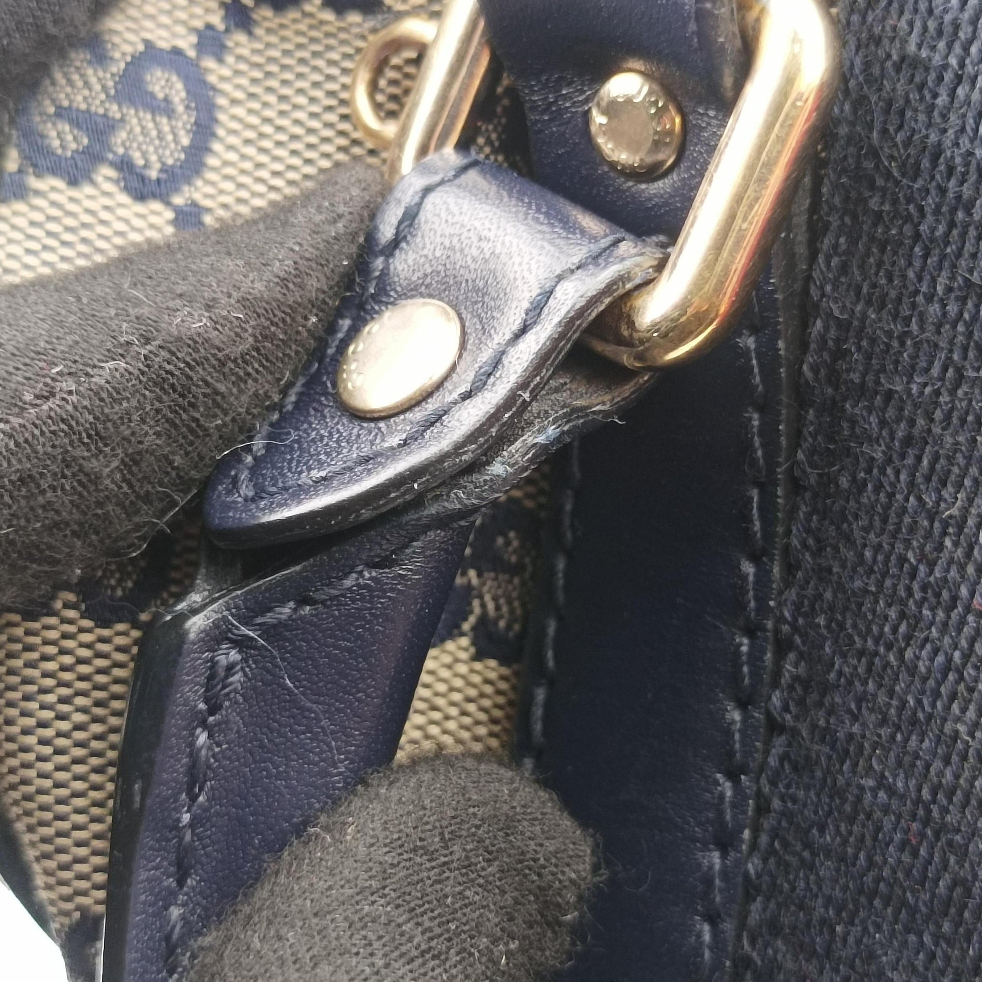 Pre-owned Gucci Sherry Line navy×red×beige Leather×canvas 269876 shoulderbag | stylenewstar