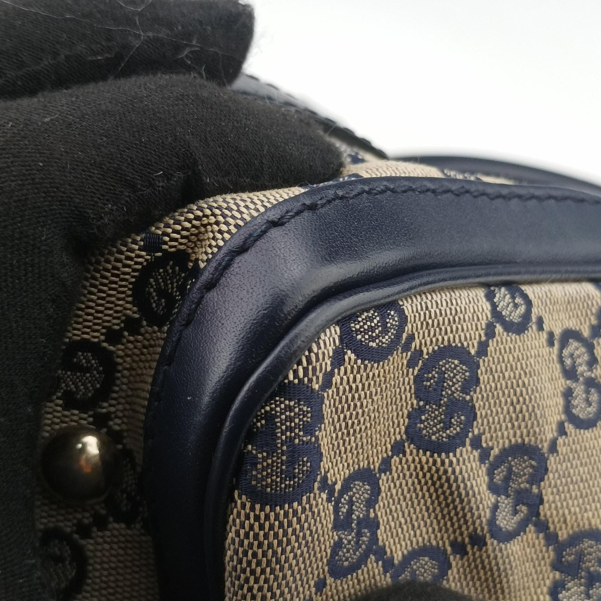 Pre-owned Gucci Sherry Line navy×red×beige Leather×canvas 269876 shoulderbag | stylenewstar