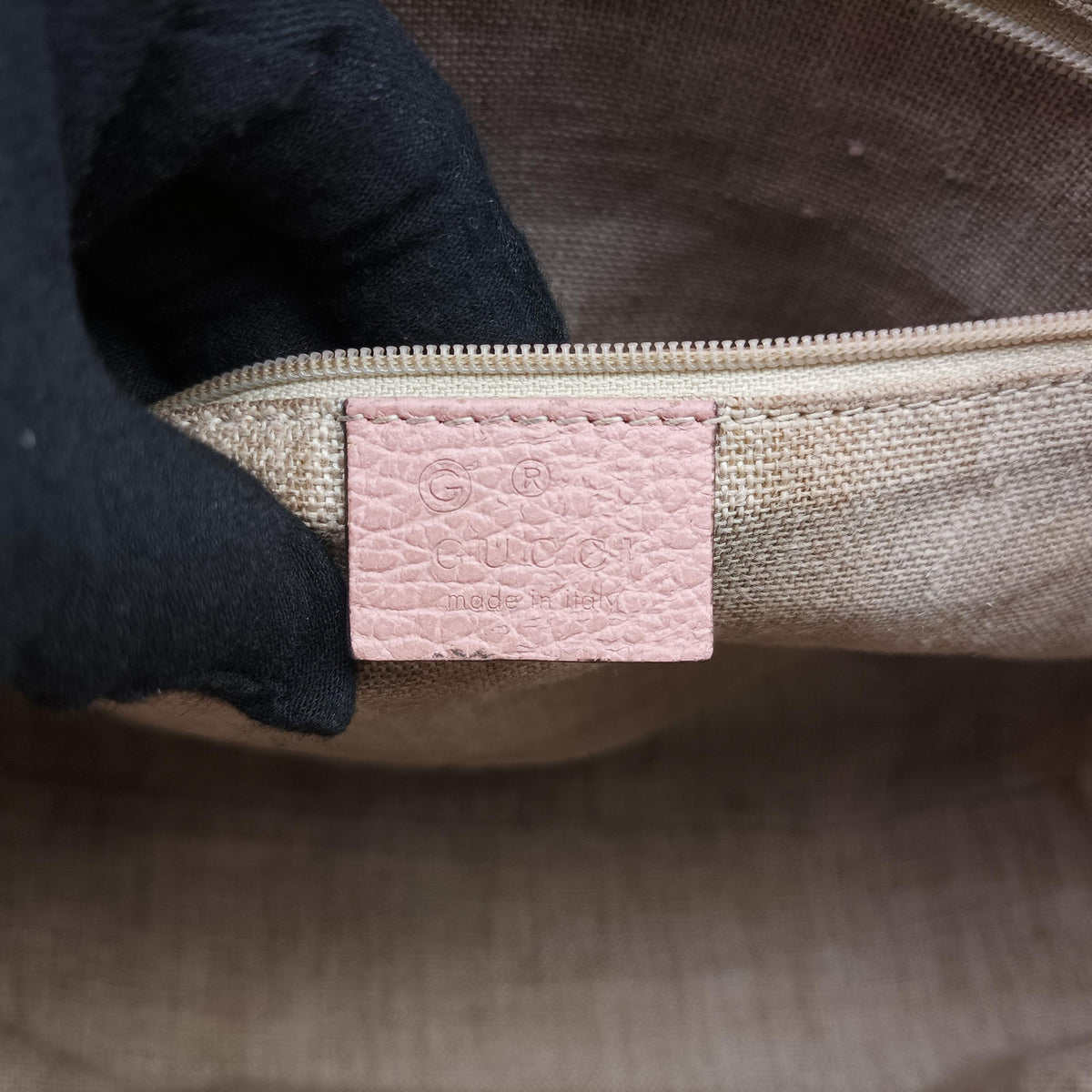 Secondhand Gucci interlocking G Charmy Pink Leather 449659 shoulderbag | stylenewstar