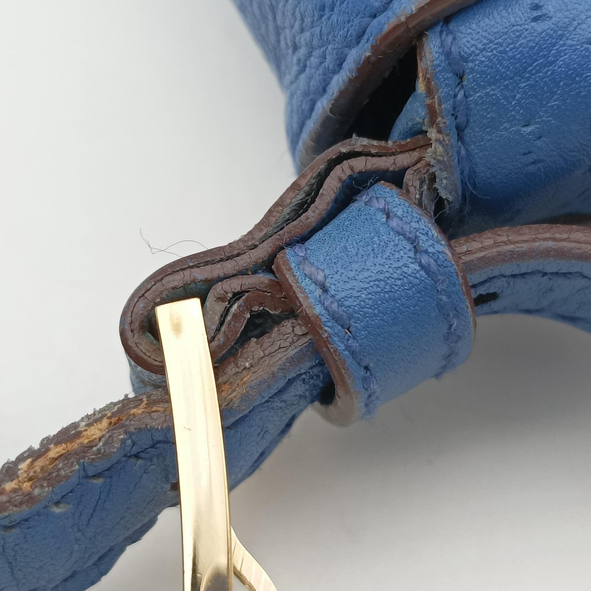 Pre-owned Ferragamo Gancini  Blue Leather  shoulderbag | stylenewstar
