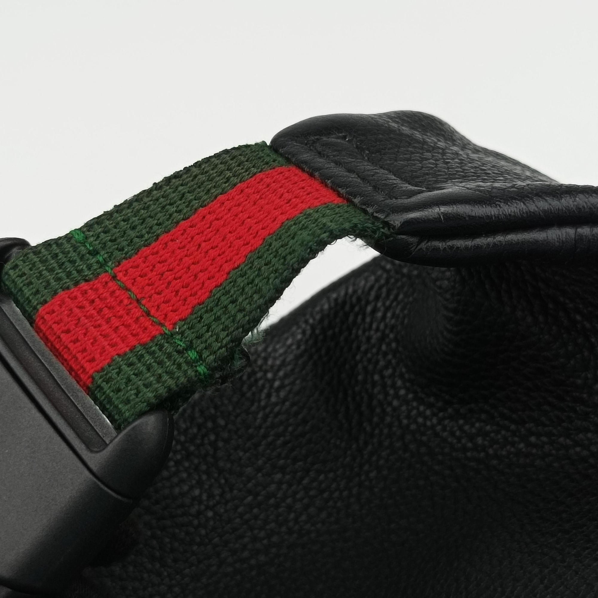 Secondhand Gucci Print Black Leather 530412 bum bag/waist bag | stylenewstar