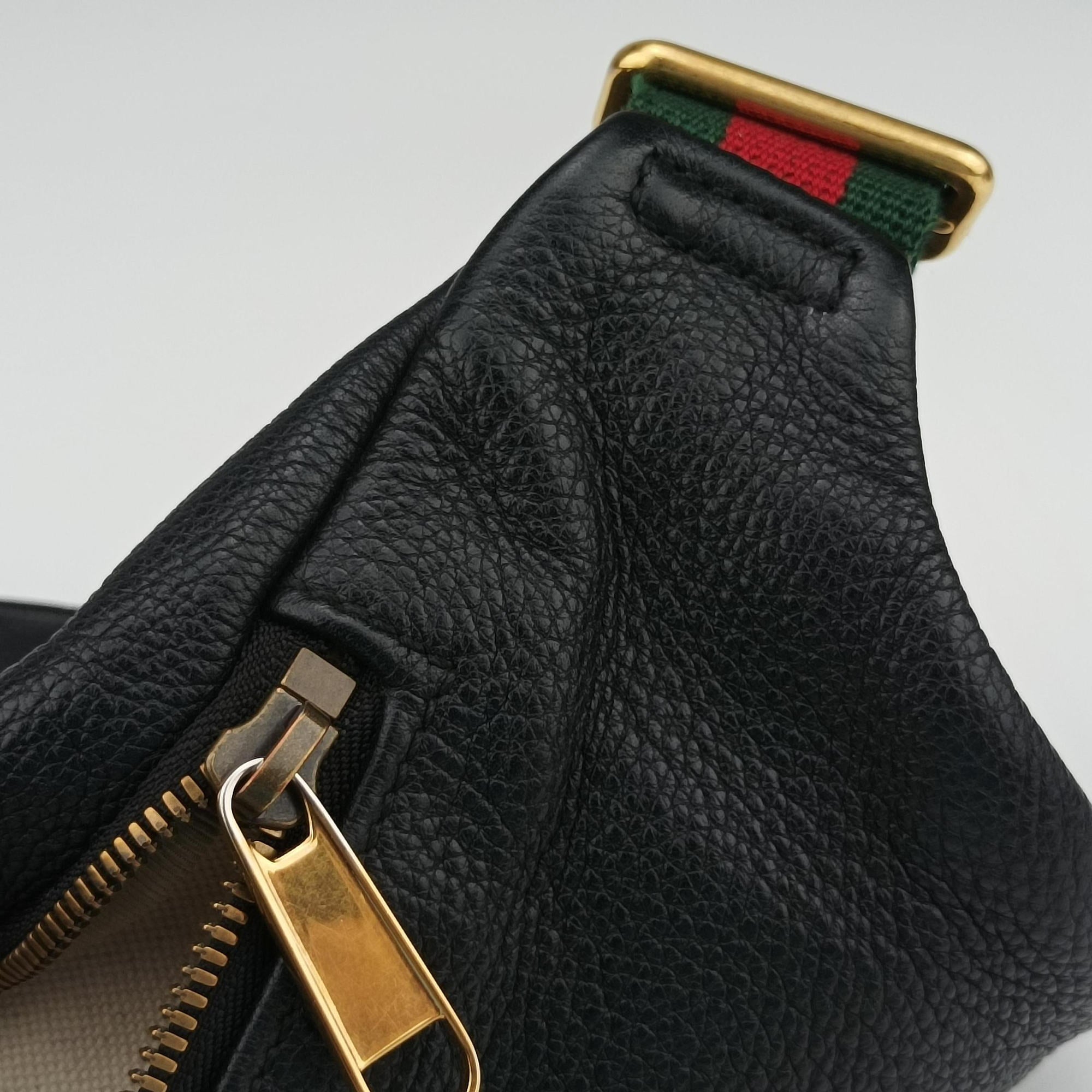 Secondhand Gucci Print Black Leather 530412 bum bag/waist bag | stylenewstar