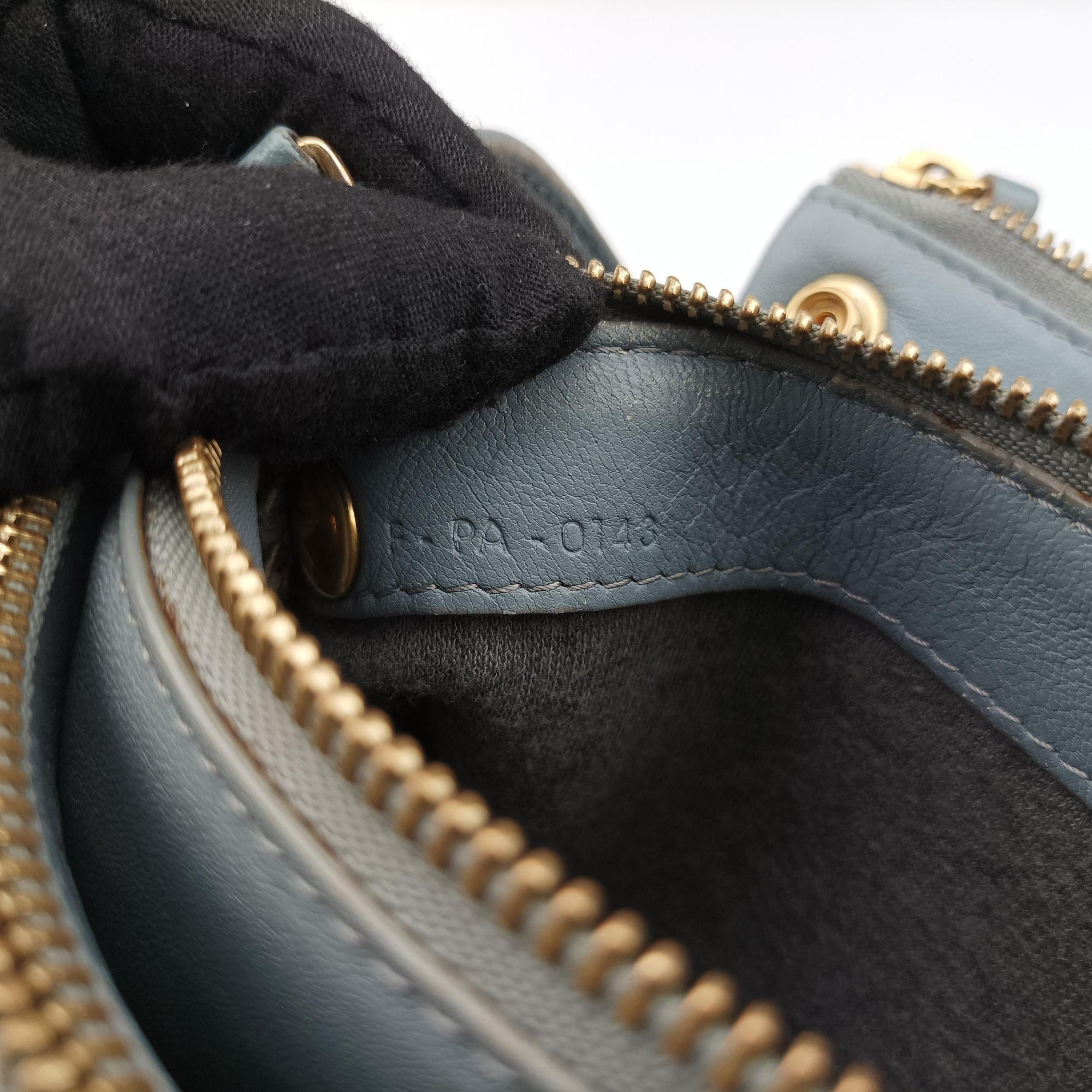 Secondhand Celine TRIO Blue Leather  shoulderbag | stylenewstar