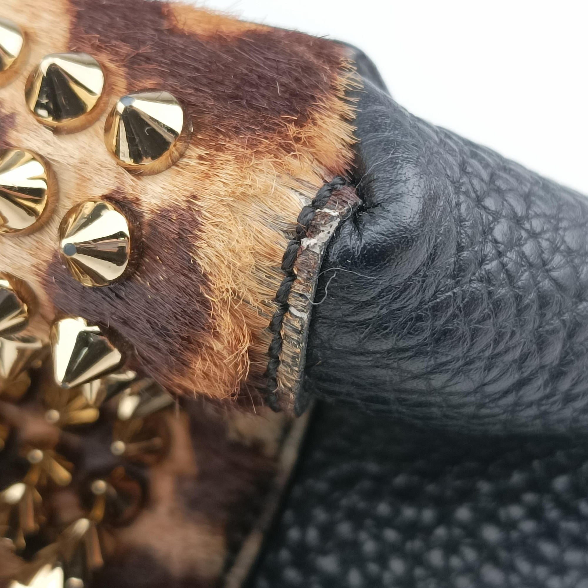 Pre-owned Christian Louboutin Panettone Leopard print  ×  black ponyhair×Leather  shoulderbag | stylenewstar