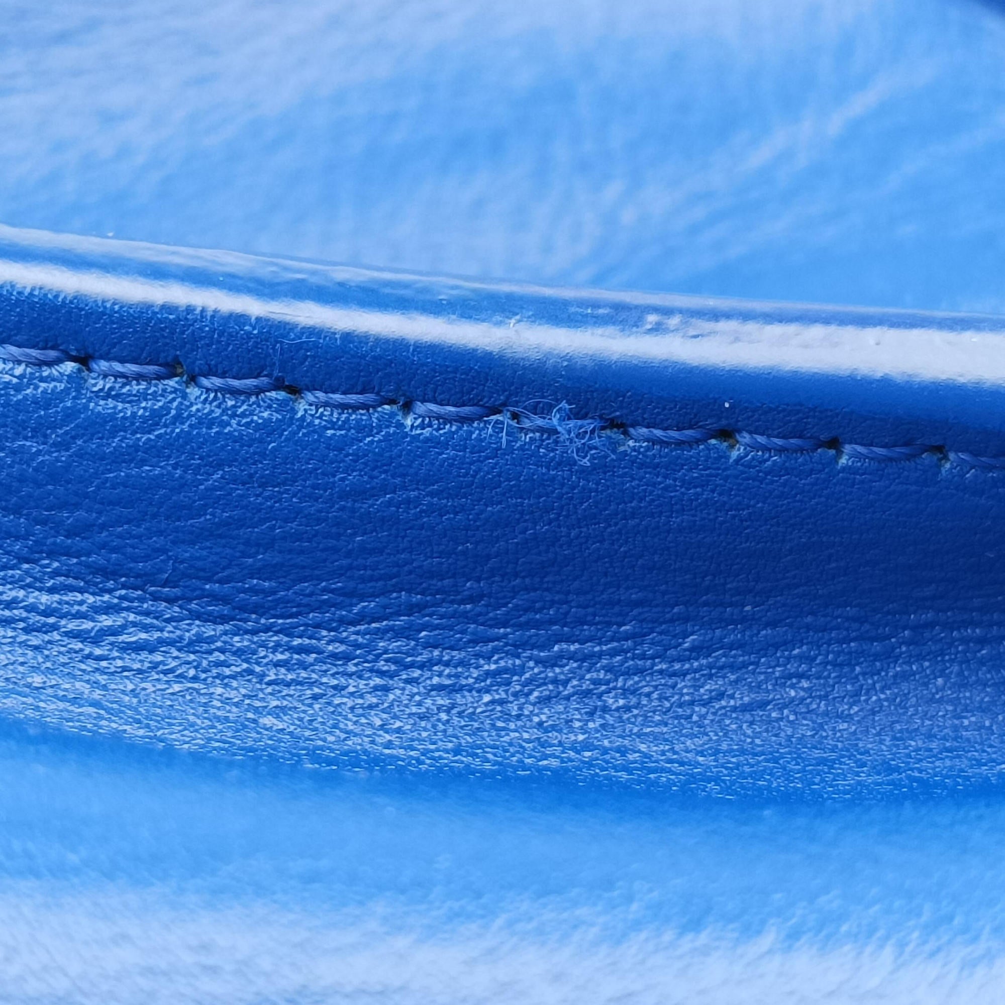 Pre-owned Celine Luggage Mini Shopper Blue Leather  handbag | stylenewstar