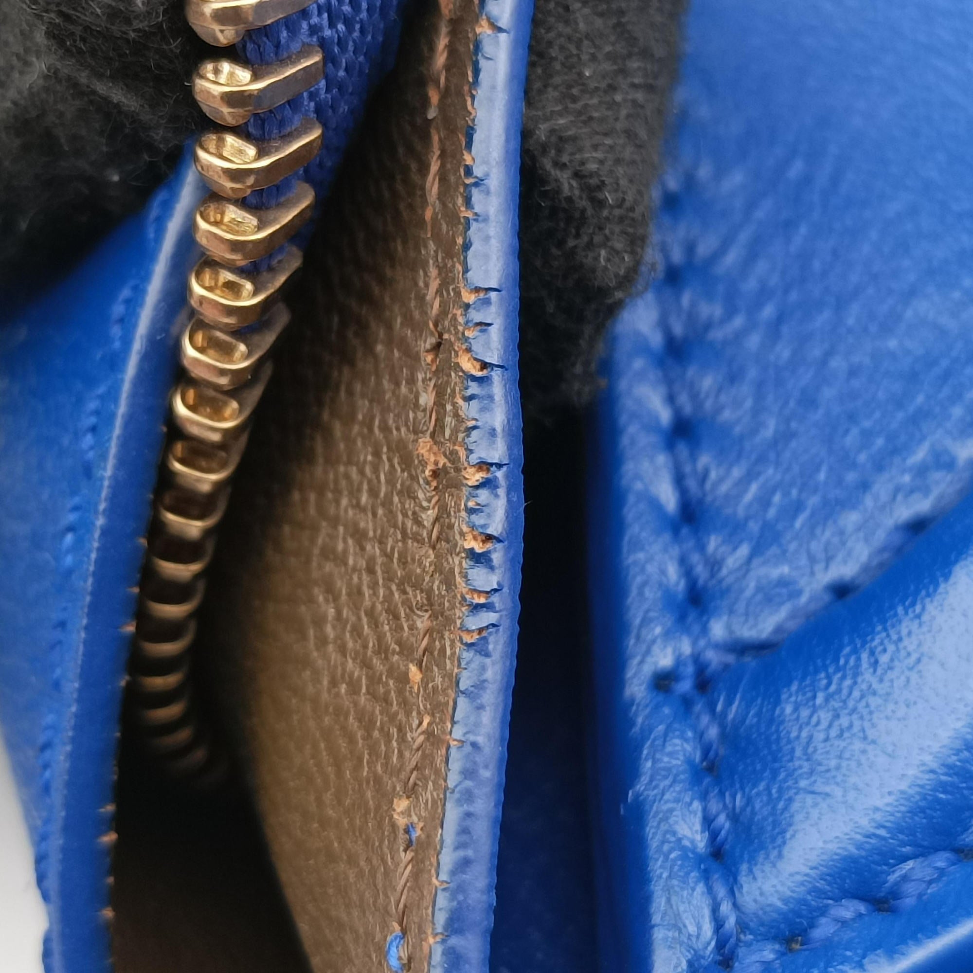 Pre-owned Celine Luggage Mini Shopper Blue Leather  handbag | stylenewstar