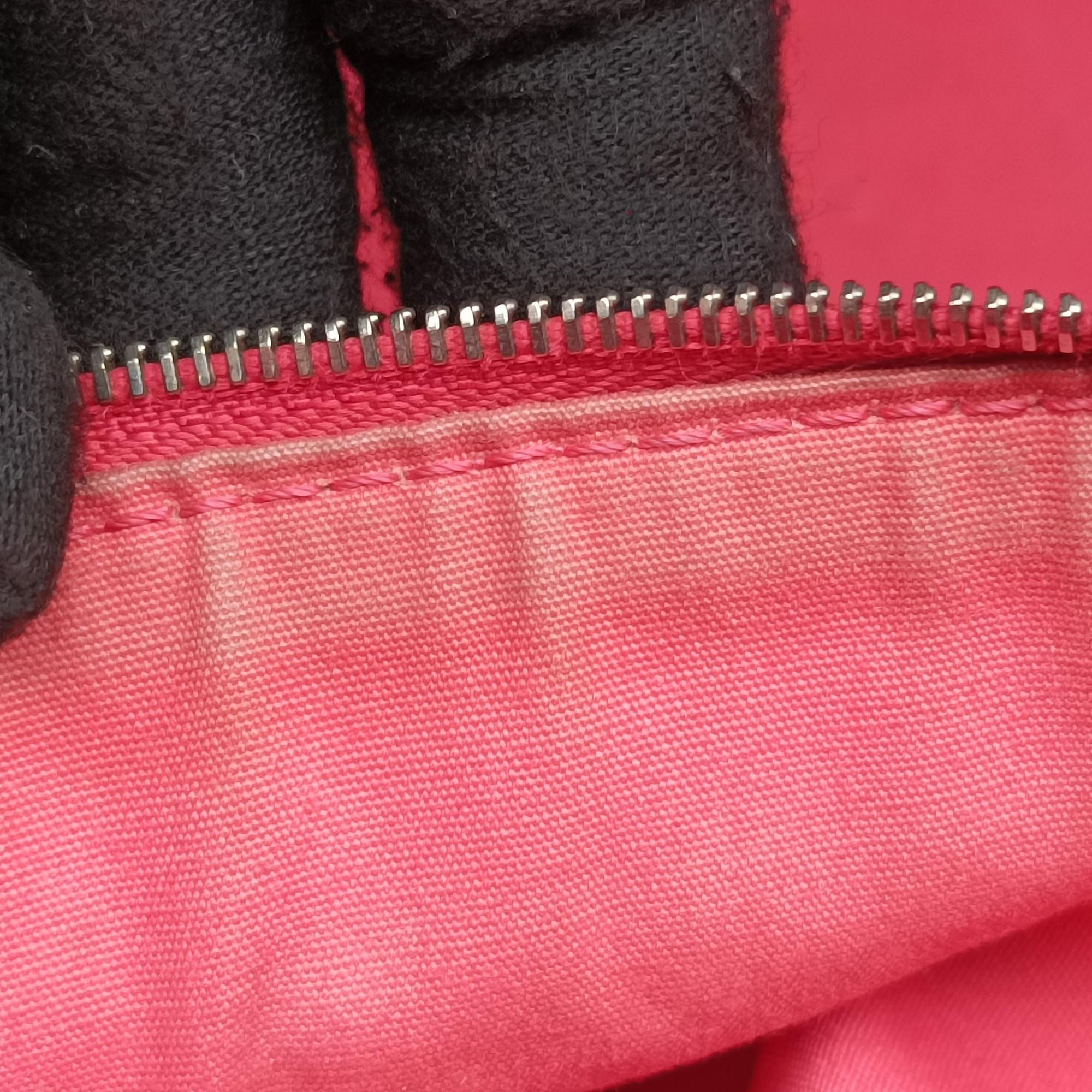 Pre-owned Louis Vuitton Brea MM Rubis Epi M4030E shoulderbag | stylenewstar