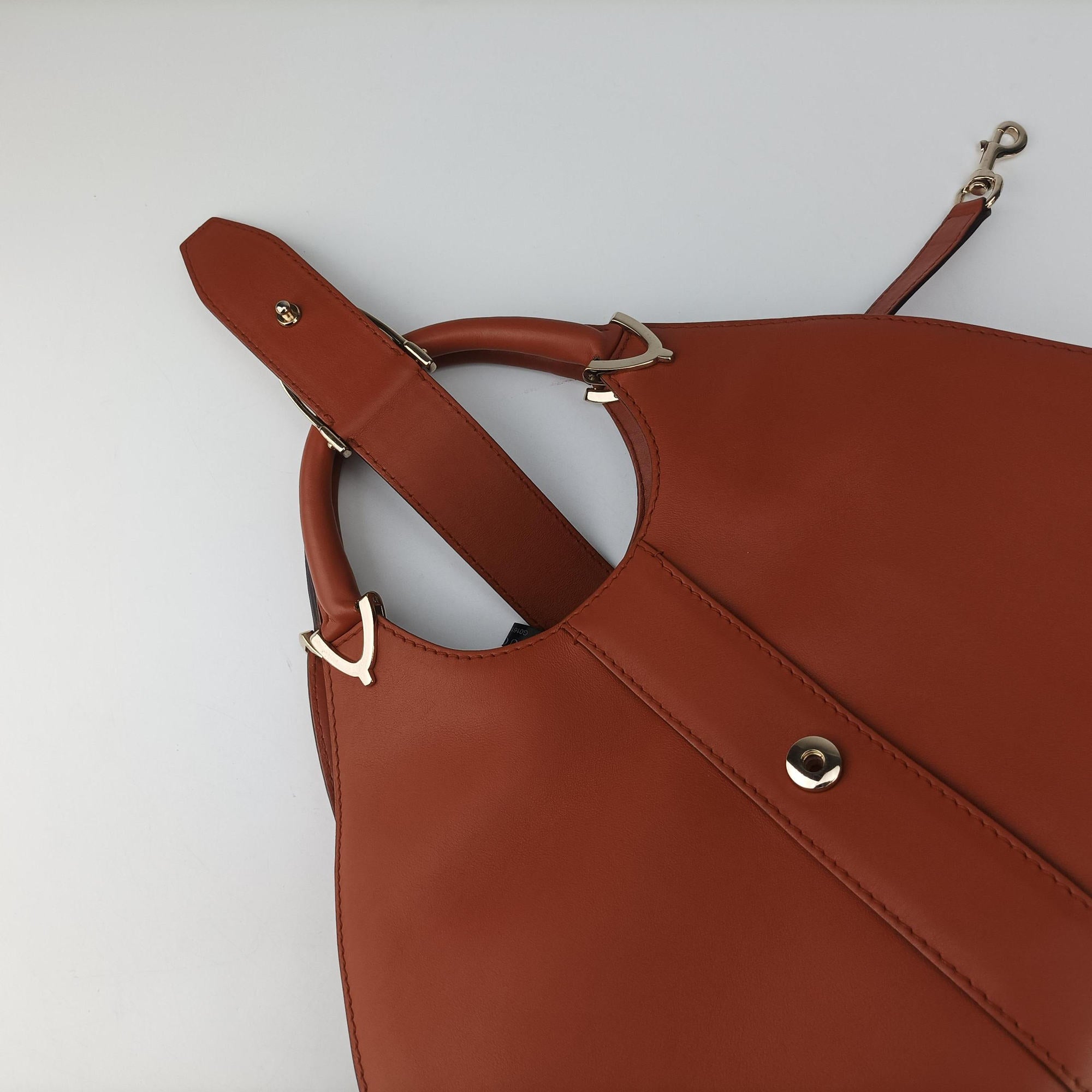 Pre-owned Gucci Stirrup Brown leather 277514 handbag | stylenewstar