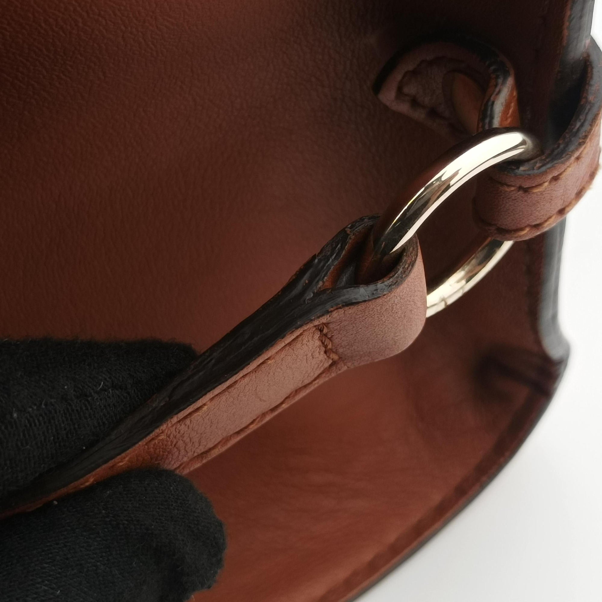 Pre-owned Gucci Stirrup Brown leather 277514 handbag | stylenewstar