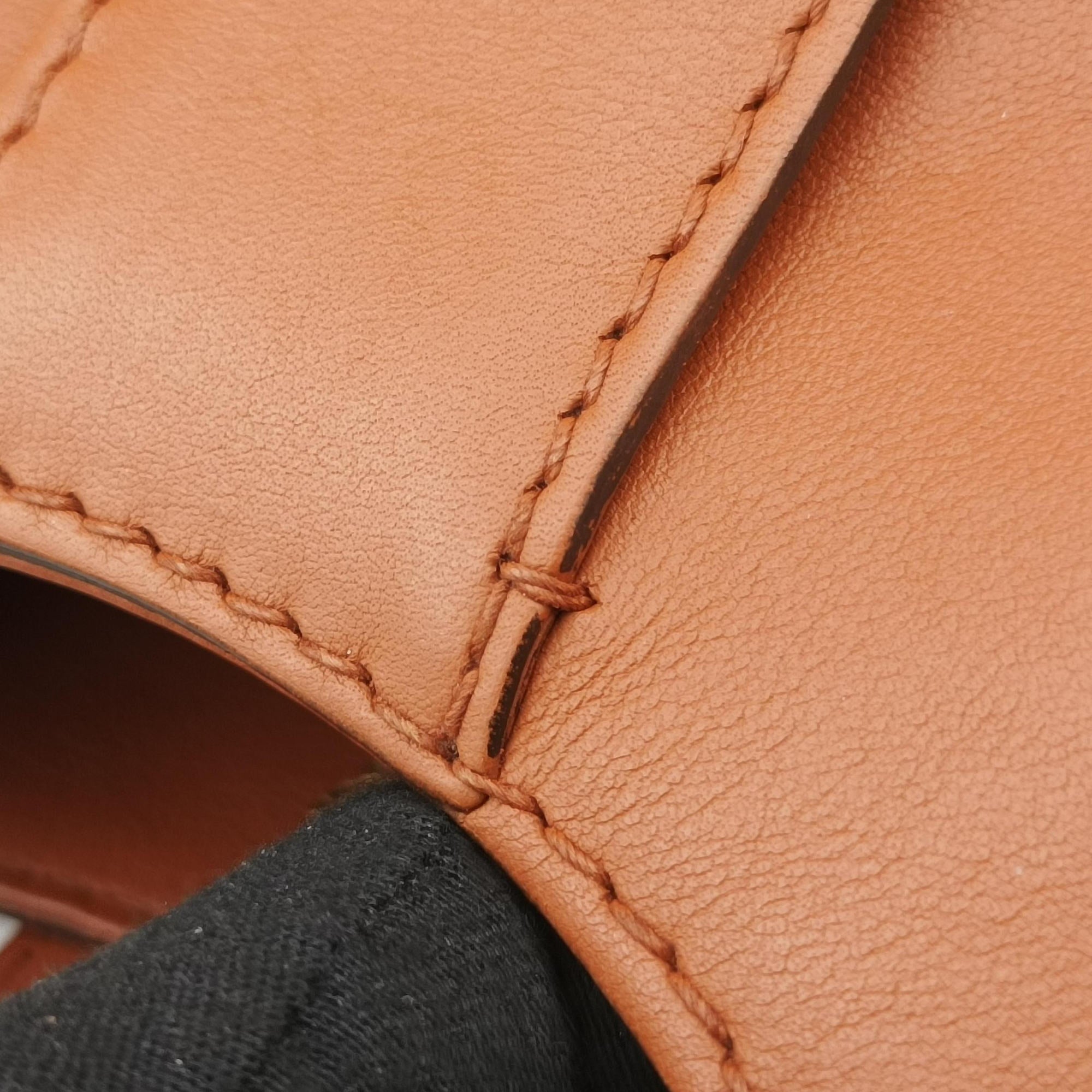 Pre-owned Gucci Stirrup Brown leather 277514 handbag | stylenewstar