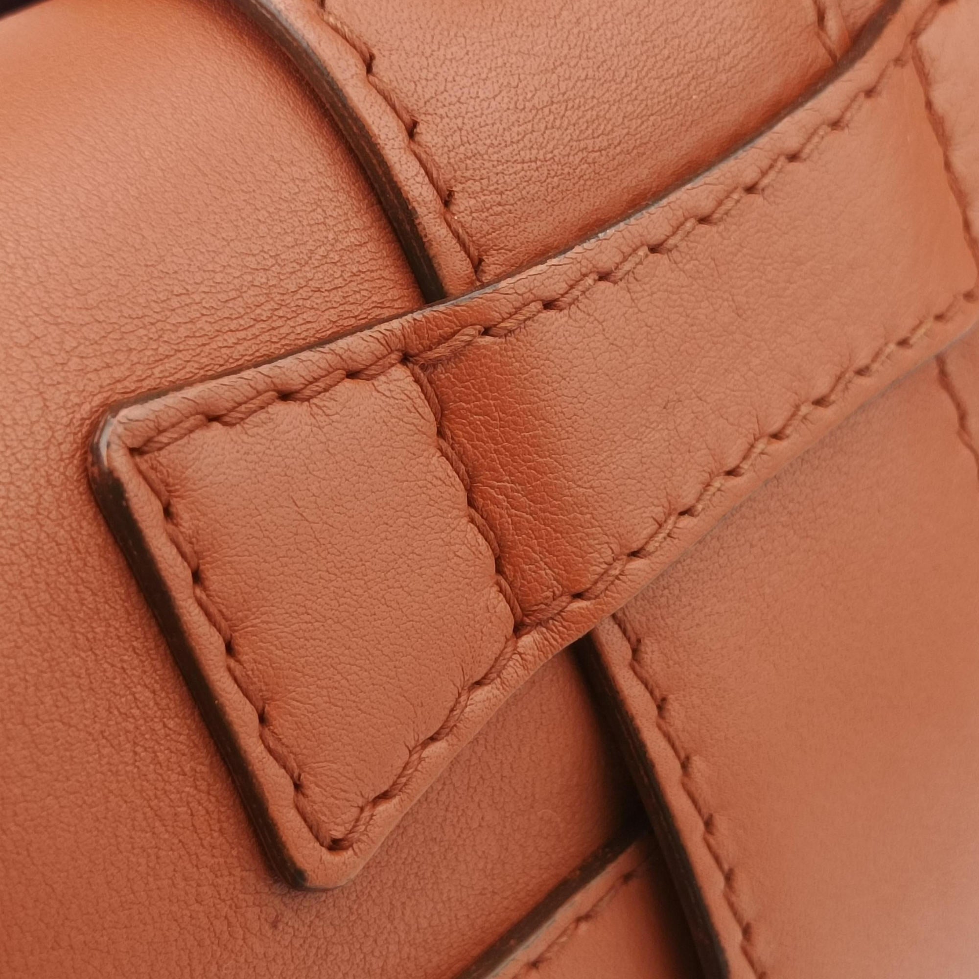 Pre-owned Gucci Stirrup Brown leather 277514 handbag | stylenewstar