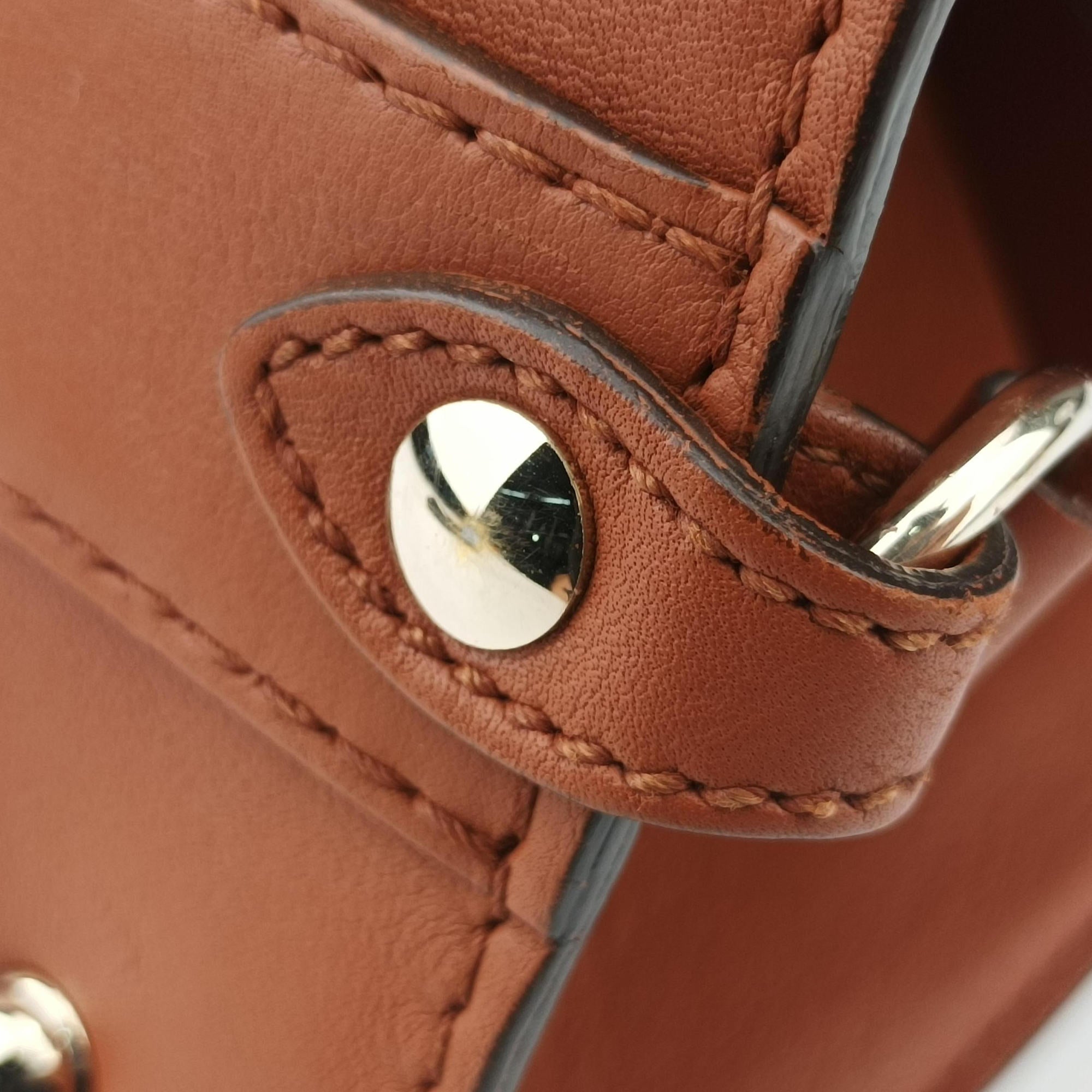 Pre-owned Gucci Stirrup Brown leather 277514 handbag | stylenewstar