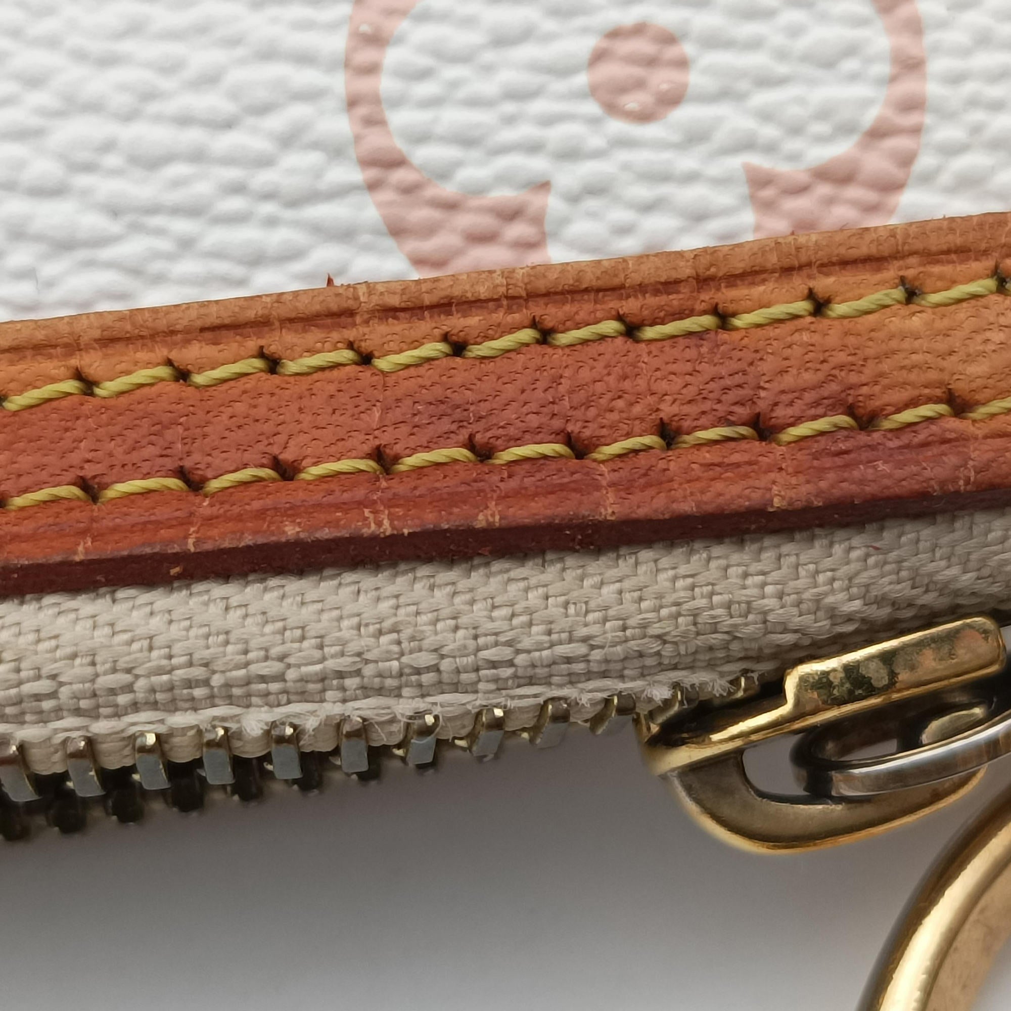 Vintage Louis Vuitton Pochette Mira MM Pouch white Monogram Multicolor M60096 handbag | stylenewstar