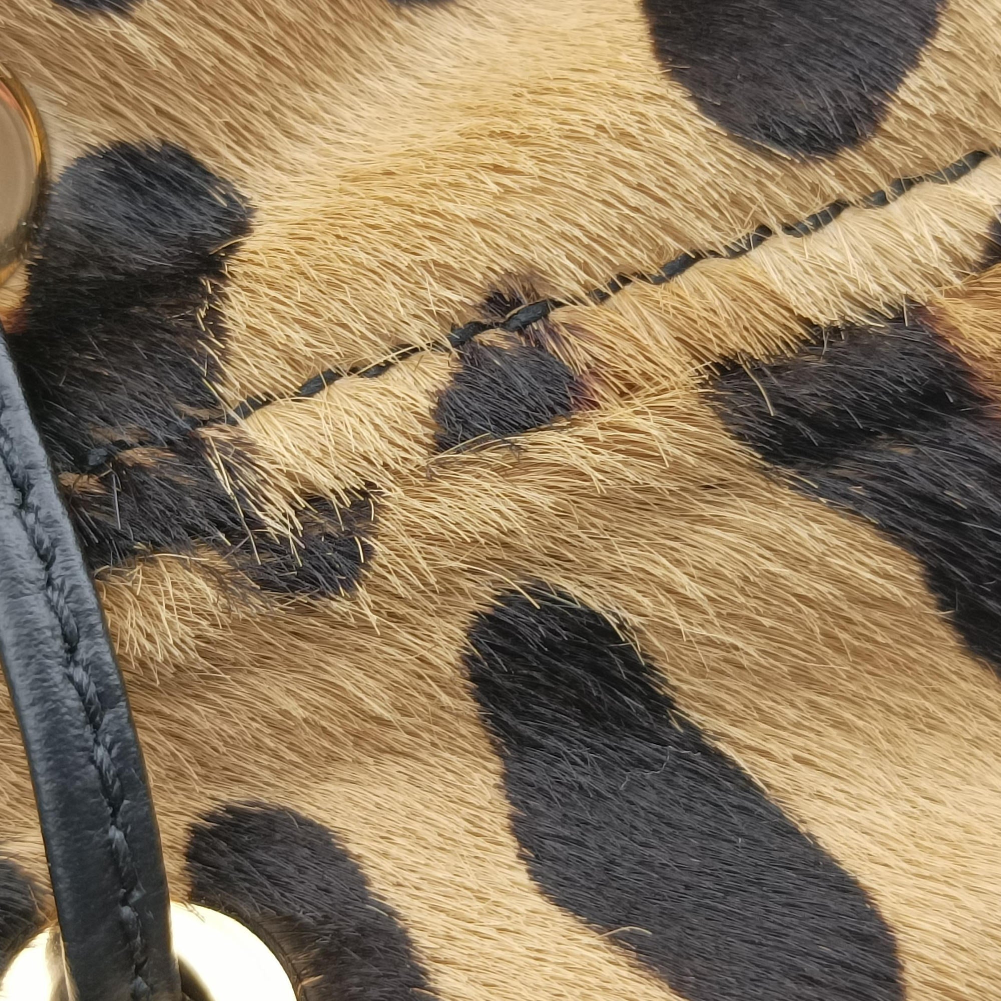 Pre-owned Prada Leopard print mini pouch Beige x Black x Light Brown pony hair×leather 1NR016 shoulderbag | stylenewstar
