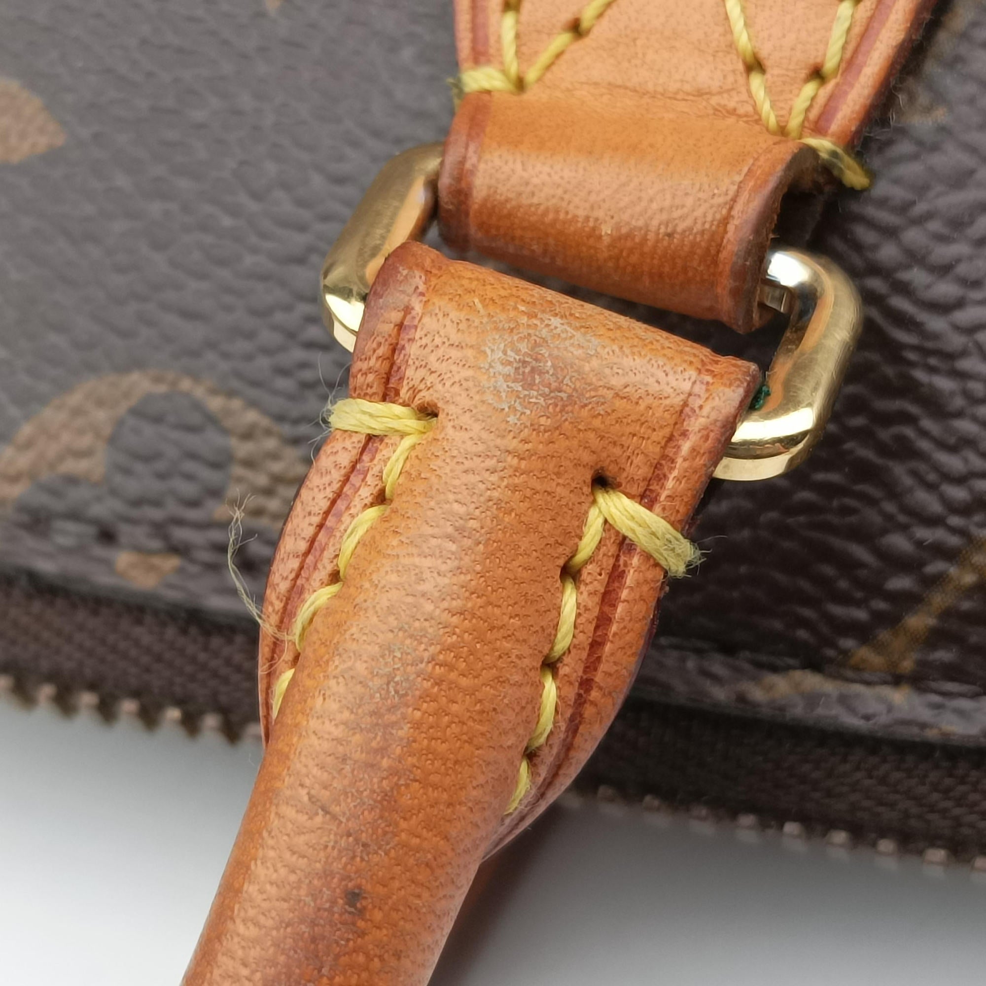 Pre-owned Louis Vuitton Turen PM brown Monogram Canvas M48813 shoulderbag | stylenewstar