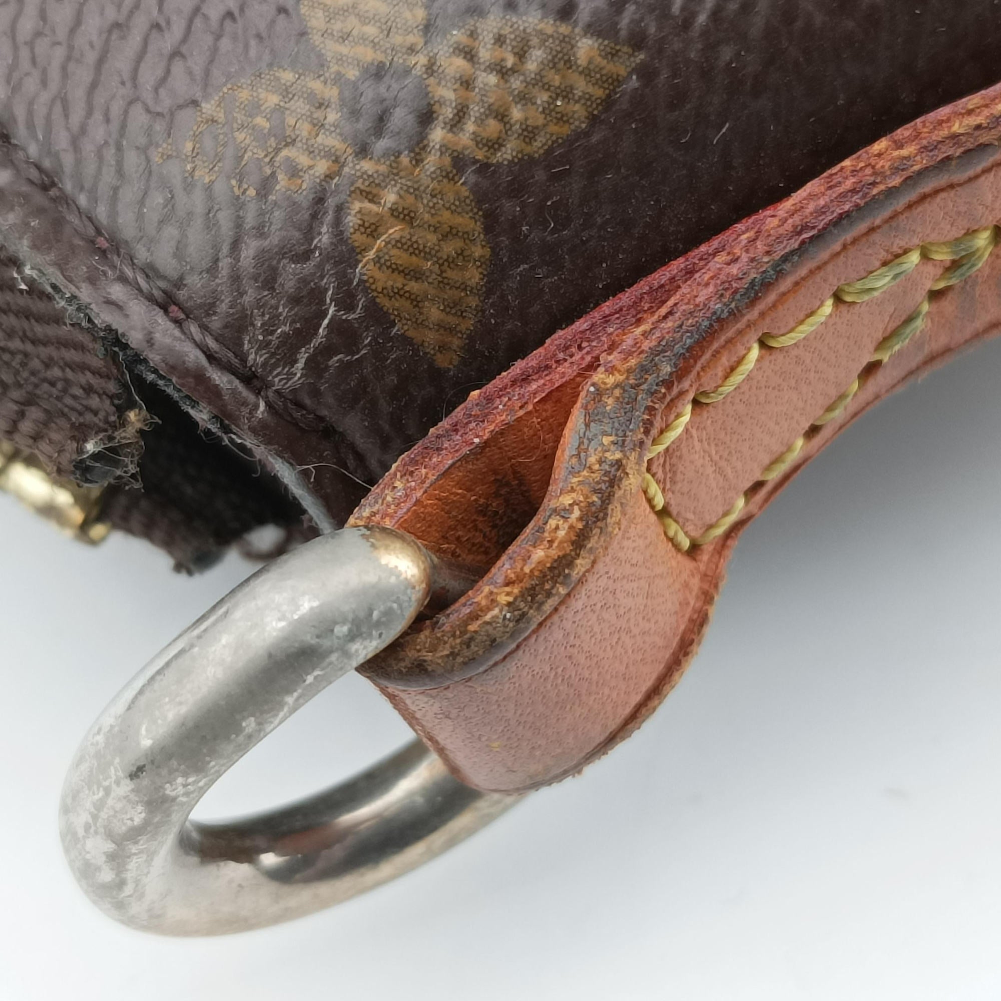 Pre-owned Louis Vuitton Turen PM brown Monogram Canvas M48813 shoulderbag | stylenewstar