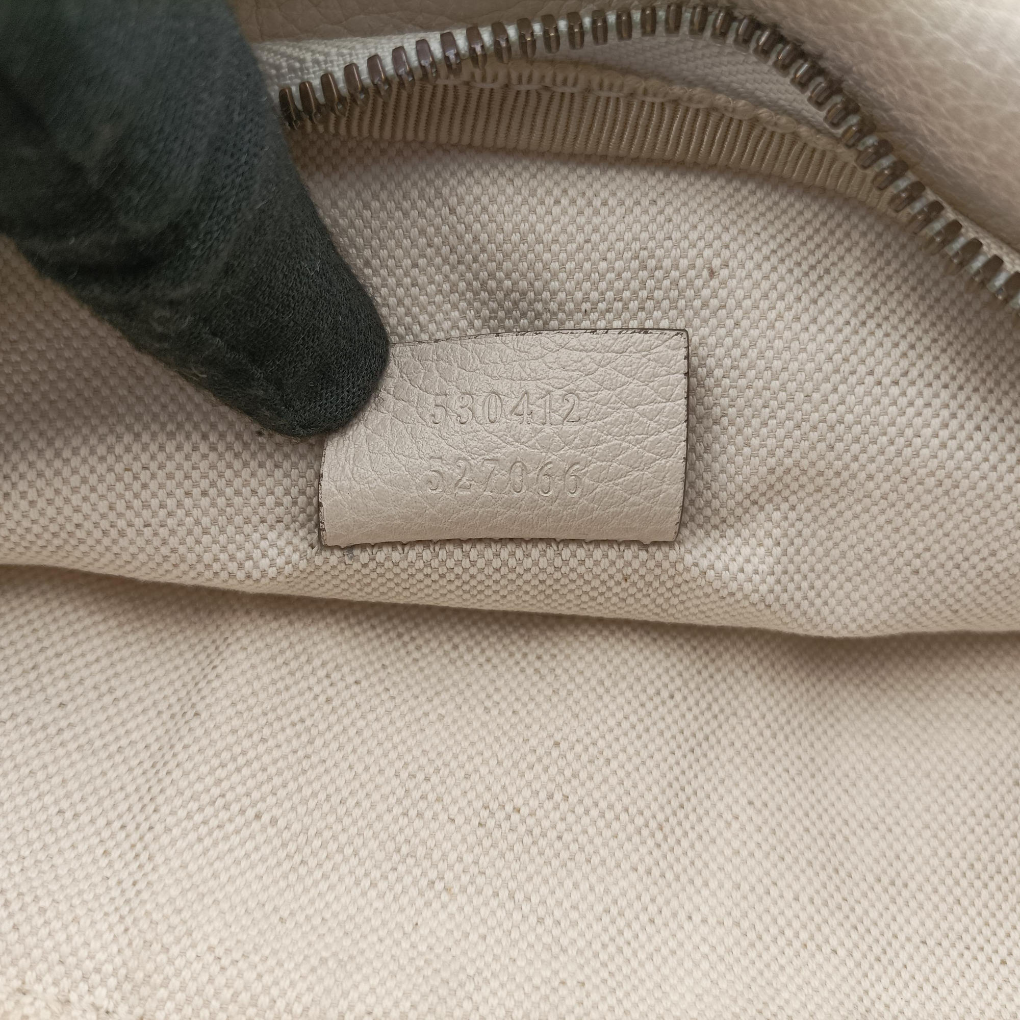 Secondhand Gucci Print White Leather 530412 bum bag/waist bag | stylenewstar