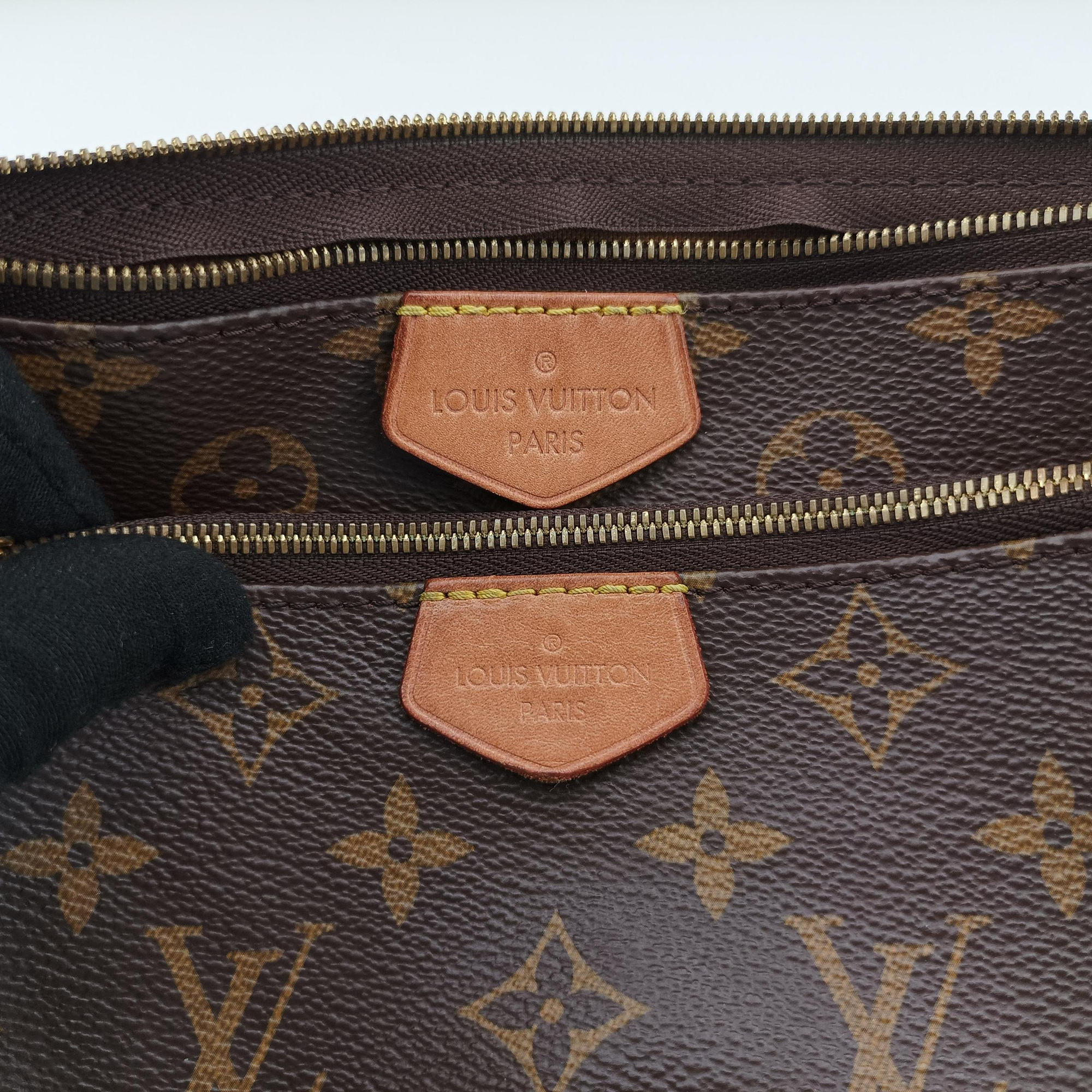 Secondhand Louis Vuitton Multi Pochette Accessoir brown×khaki Monogram Canvas M44813 shoulderbag | stylenewstar