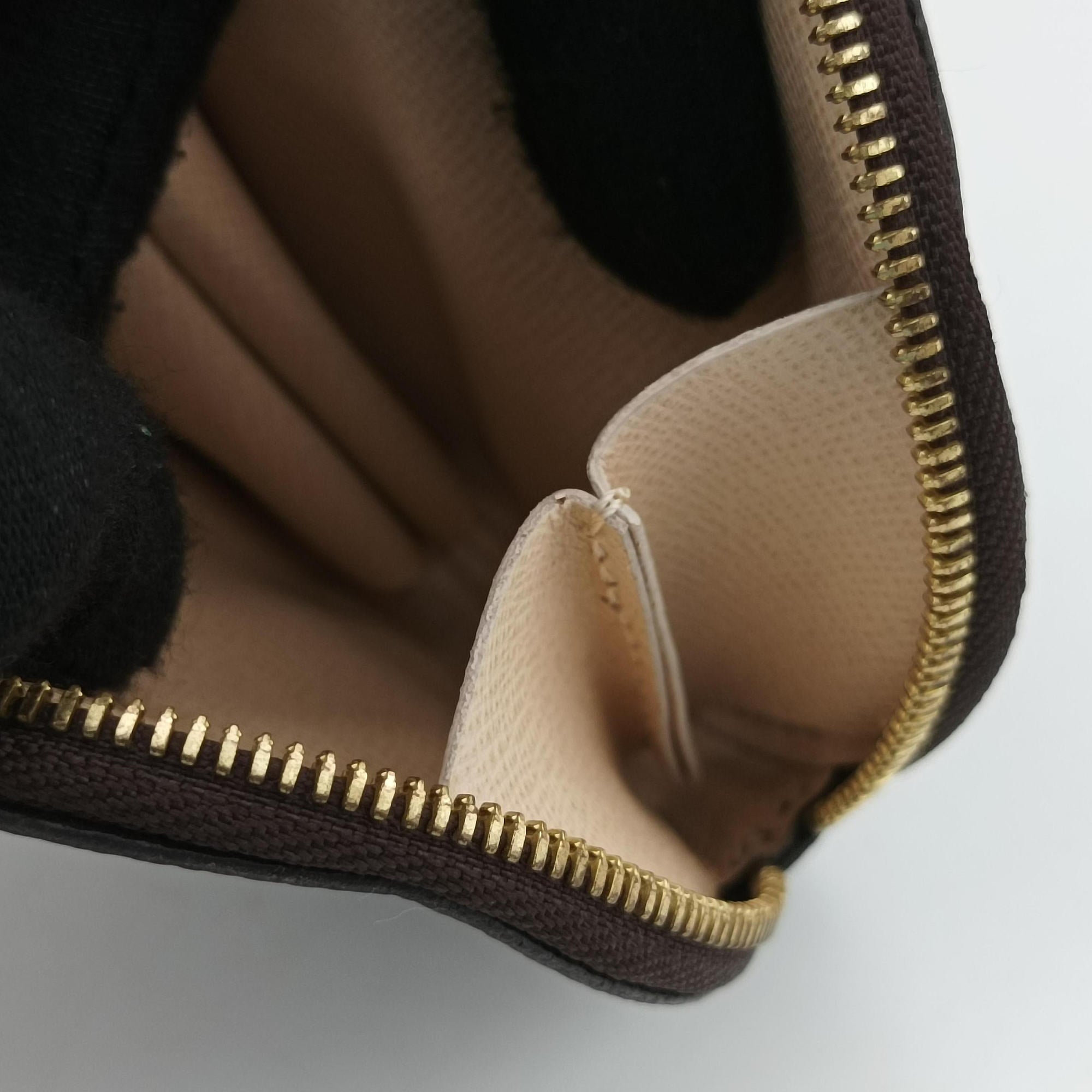 Secondhand Louis Vuitton Multi Pochette Accessoir brown×khaki Monogram Canvas M44813 shoulderbag | stylenewstar