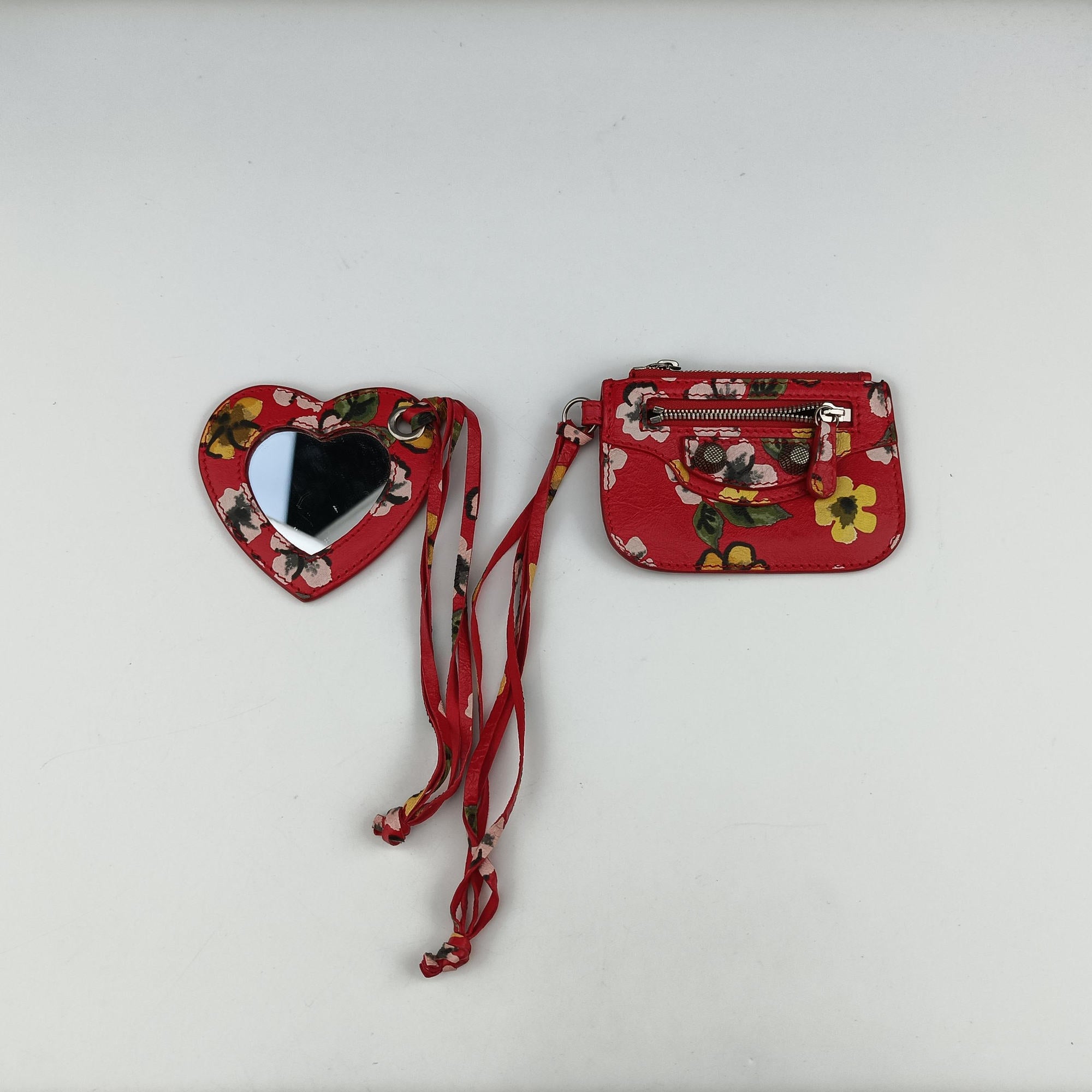 Pre-owned Balenciaga Le Cagole Red × Multicolor lambskin  shoulderbag | stylenewstar