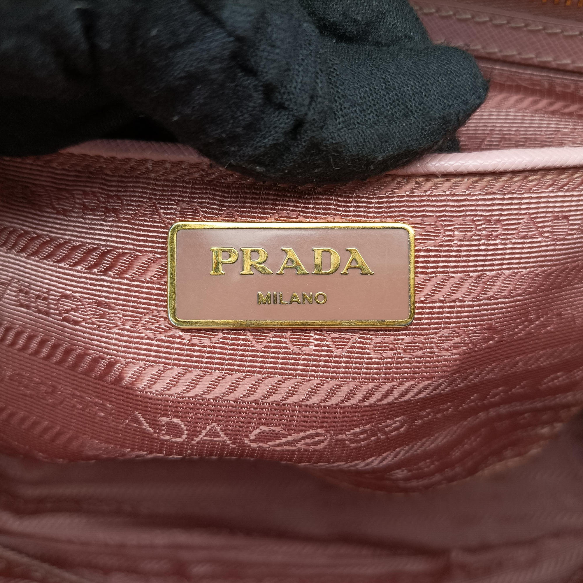 Pre-owned Prada Galleria Pink SAFFIANO Leather BN1786 shoulderbag | stylenewstar