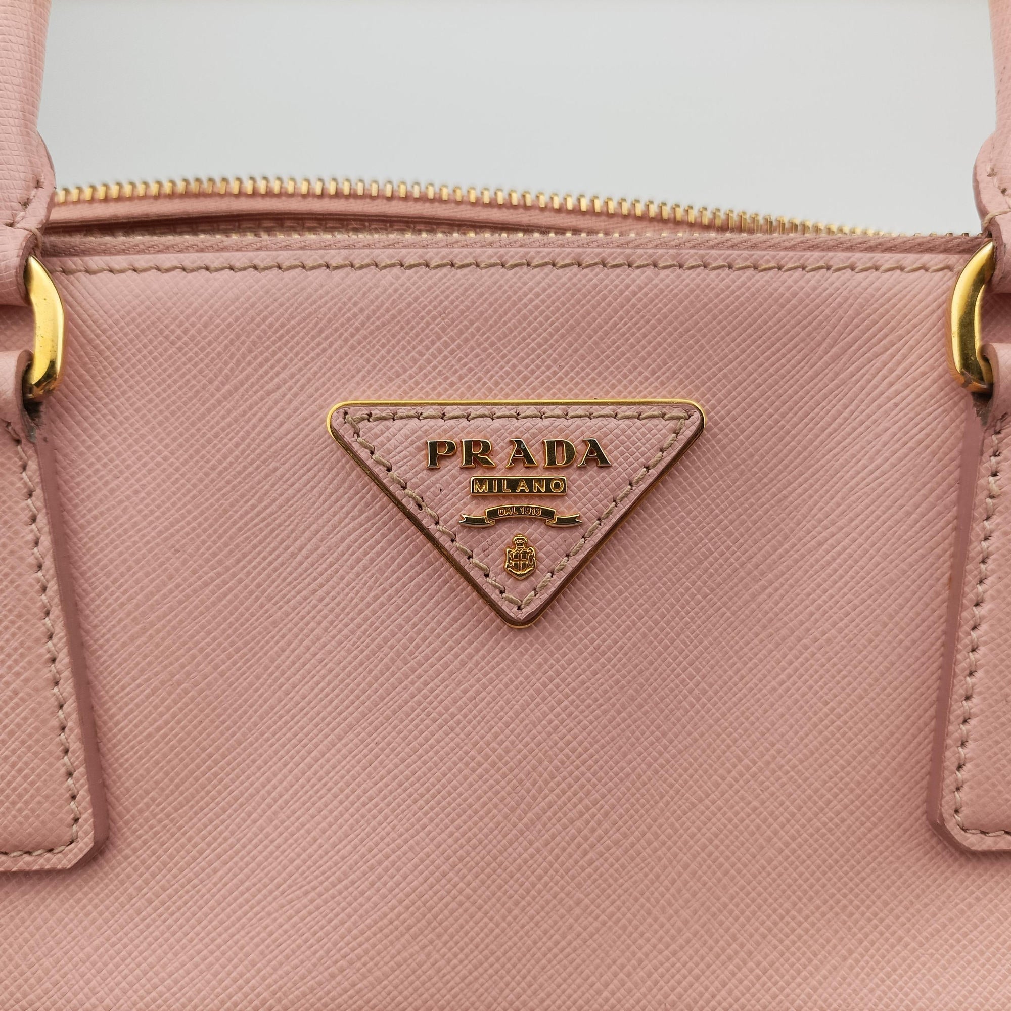 Pre-owned Prada Galleria Pink SAFFIANO Leather BN1786 shoulderbag | stylenewstar