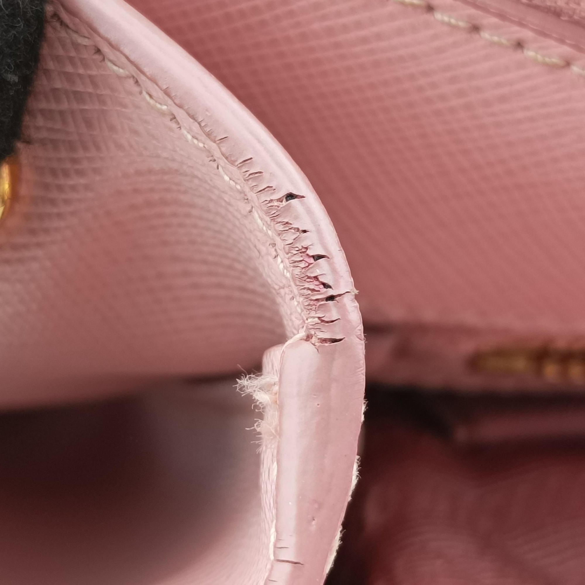 Pre-owned Prada Galleria Pink SAFFIANO Leather BN1786 shoulderbag | stylenewstar