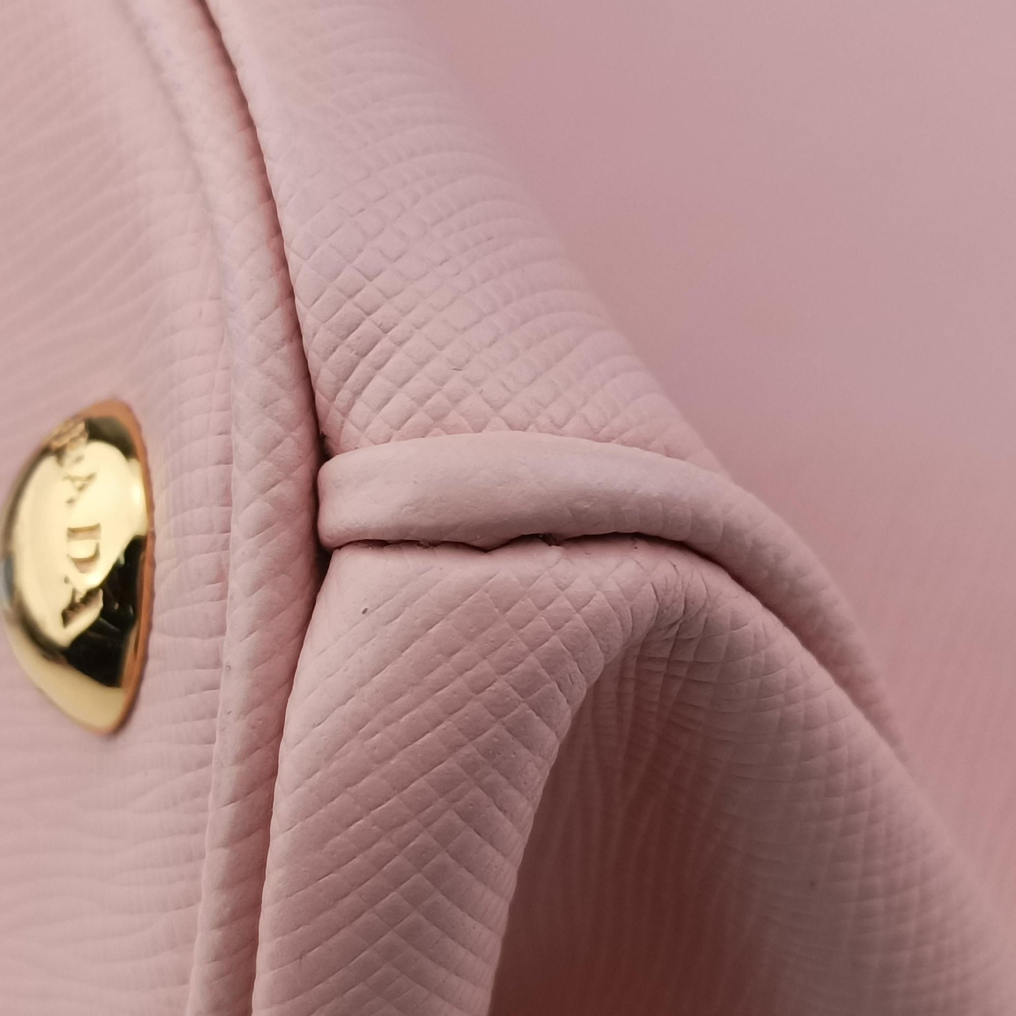 Pre-owned Prada Galleria Pink SAFFIANO Leather BN1786 shoulderbag | stylenewstar