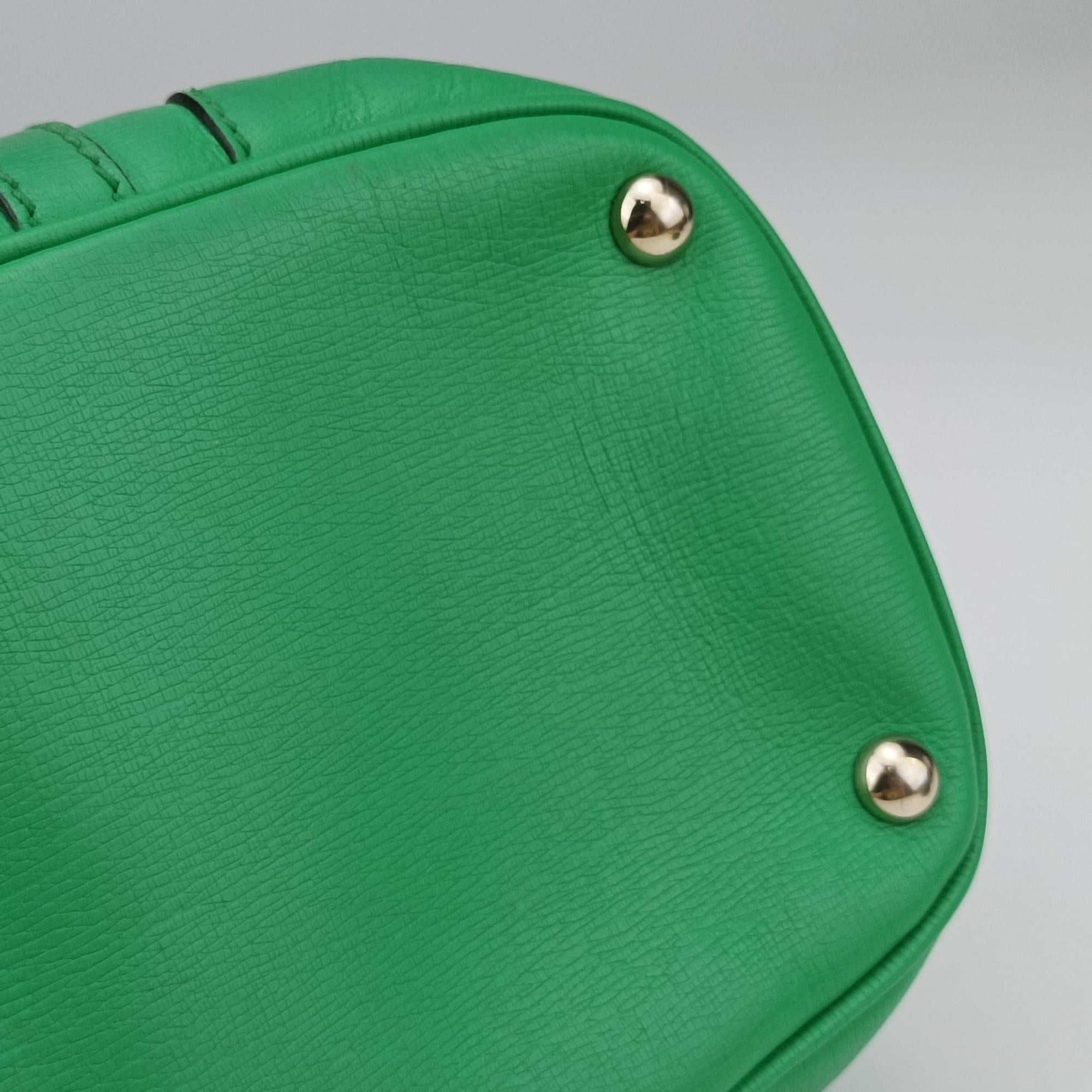 Pre-owned Gucci Microguccissima Green Leather 309617 shoulderbag | stylenewstar