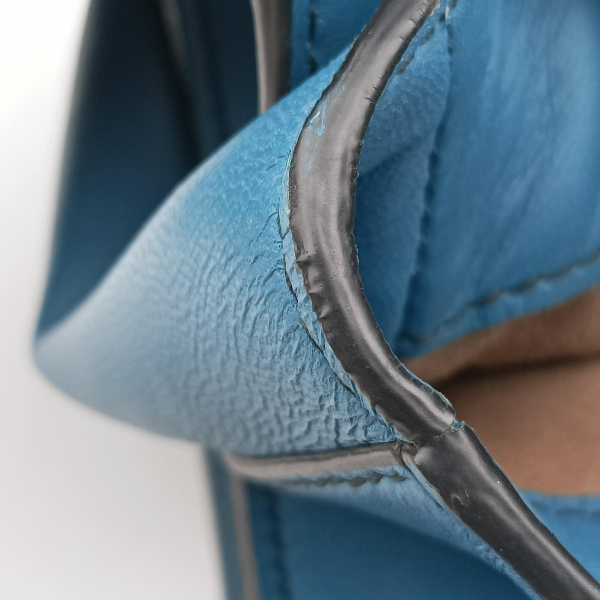 Pre-owned Bottega Veneta Intrecciato Runaway Blue lambskin  shoulderbag | stylenewstar