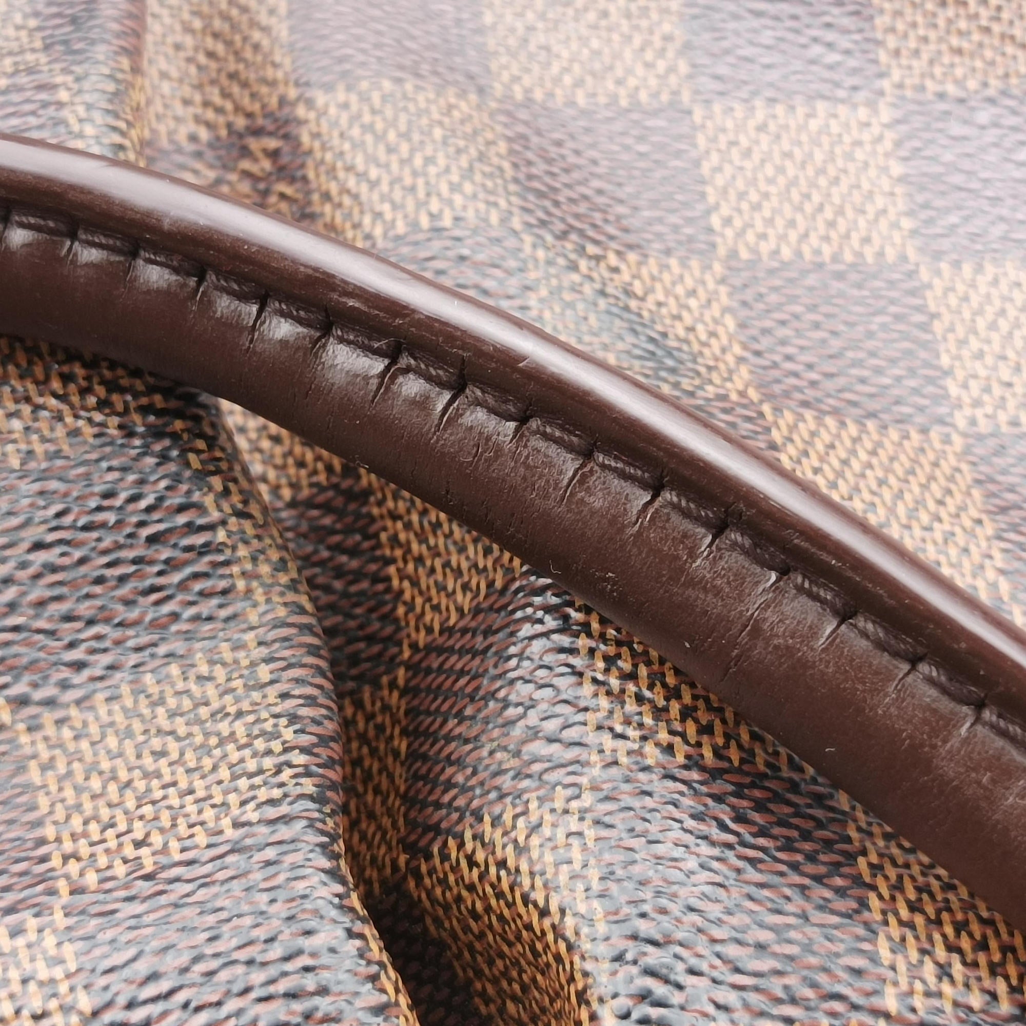 Pre-owned Louis Vuitton TREVI　GM EBENE Damier Canvas N51998 handbag | stylenewstar
