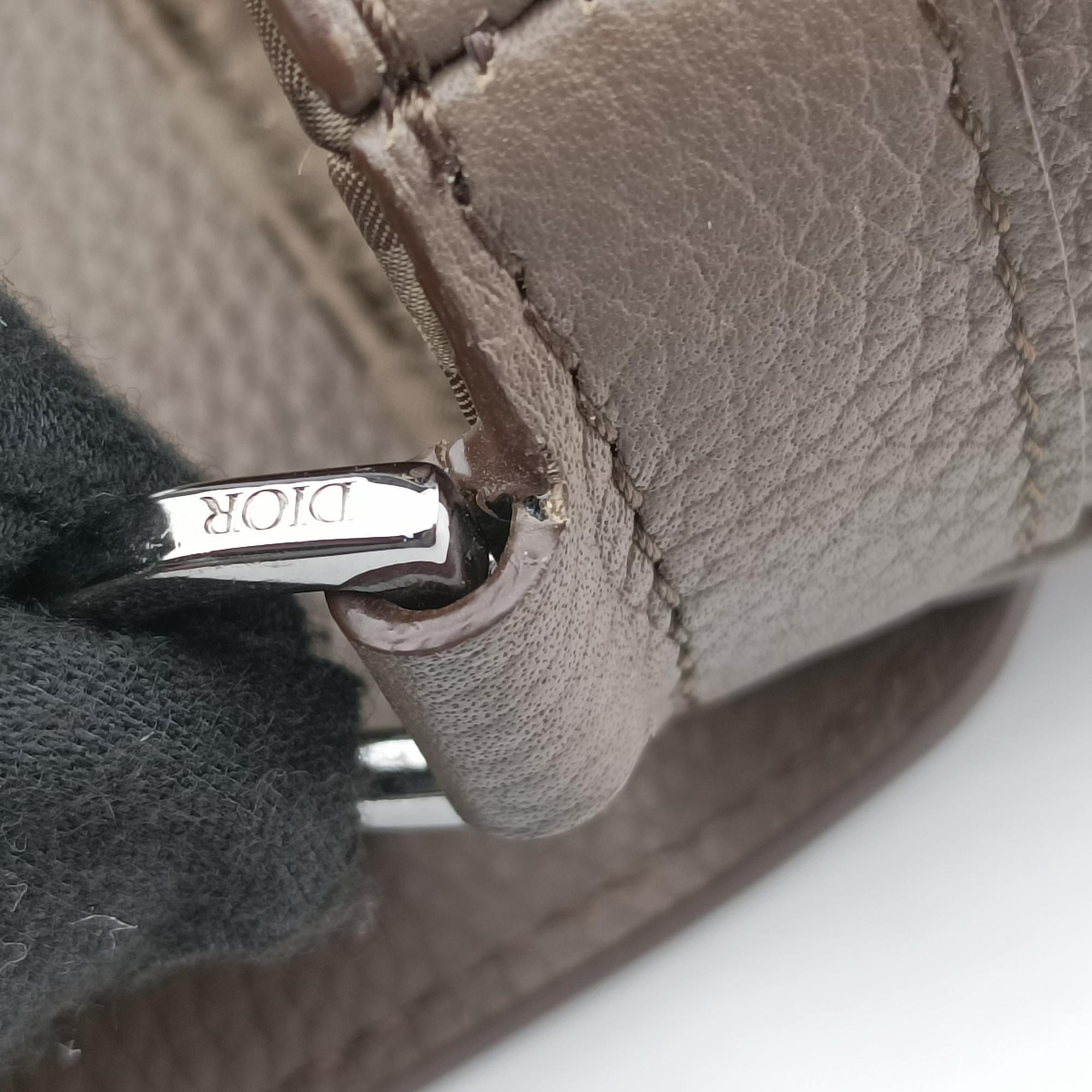 Secondhand Christian Dior HIT THE ROAD Brown Leather  shoulderbag | stylenewstar