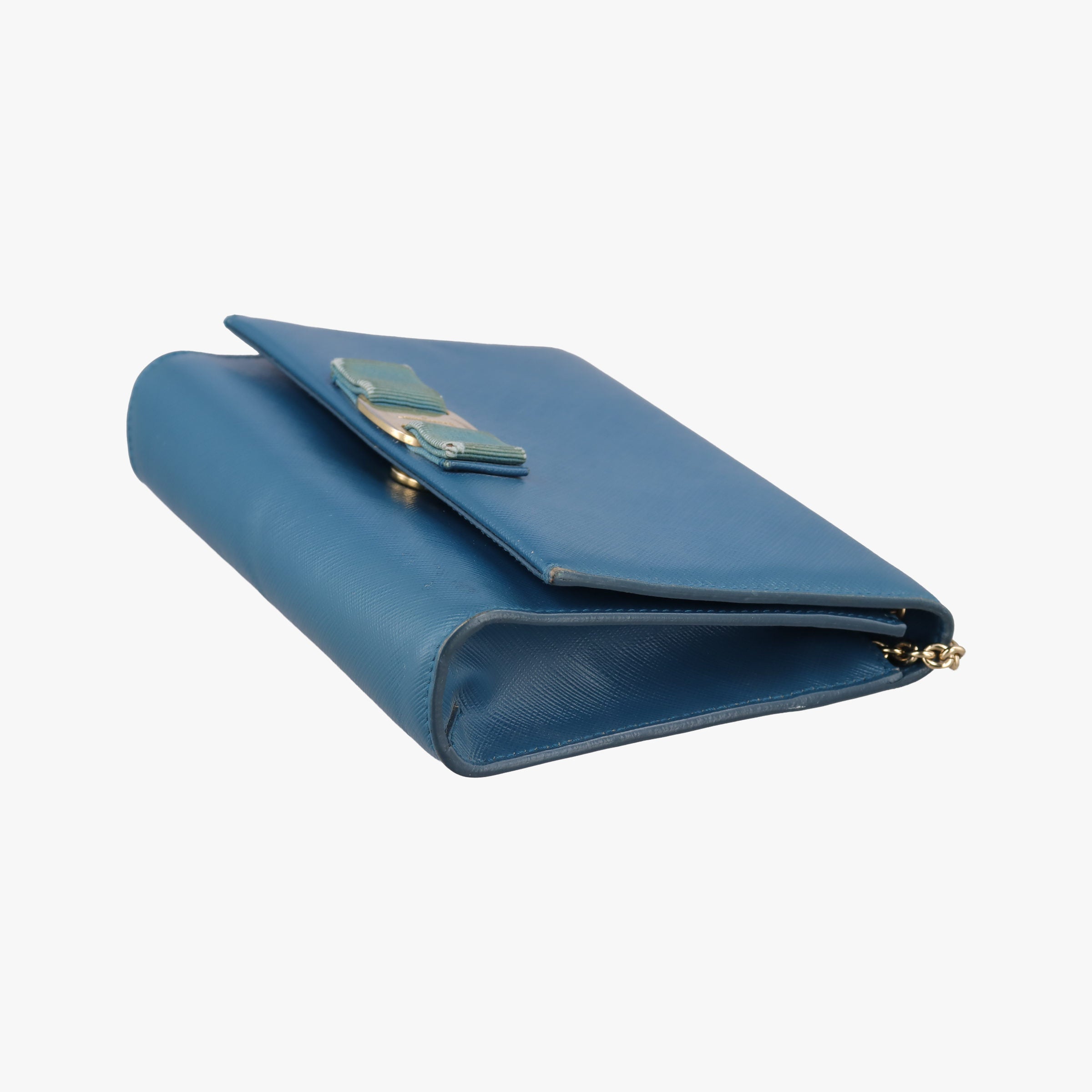Pre-owned Ferragamo Ginny Vara Blue Leather  shoulderbag | stylenewstar