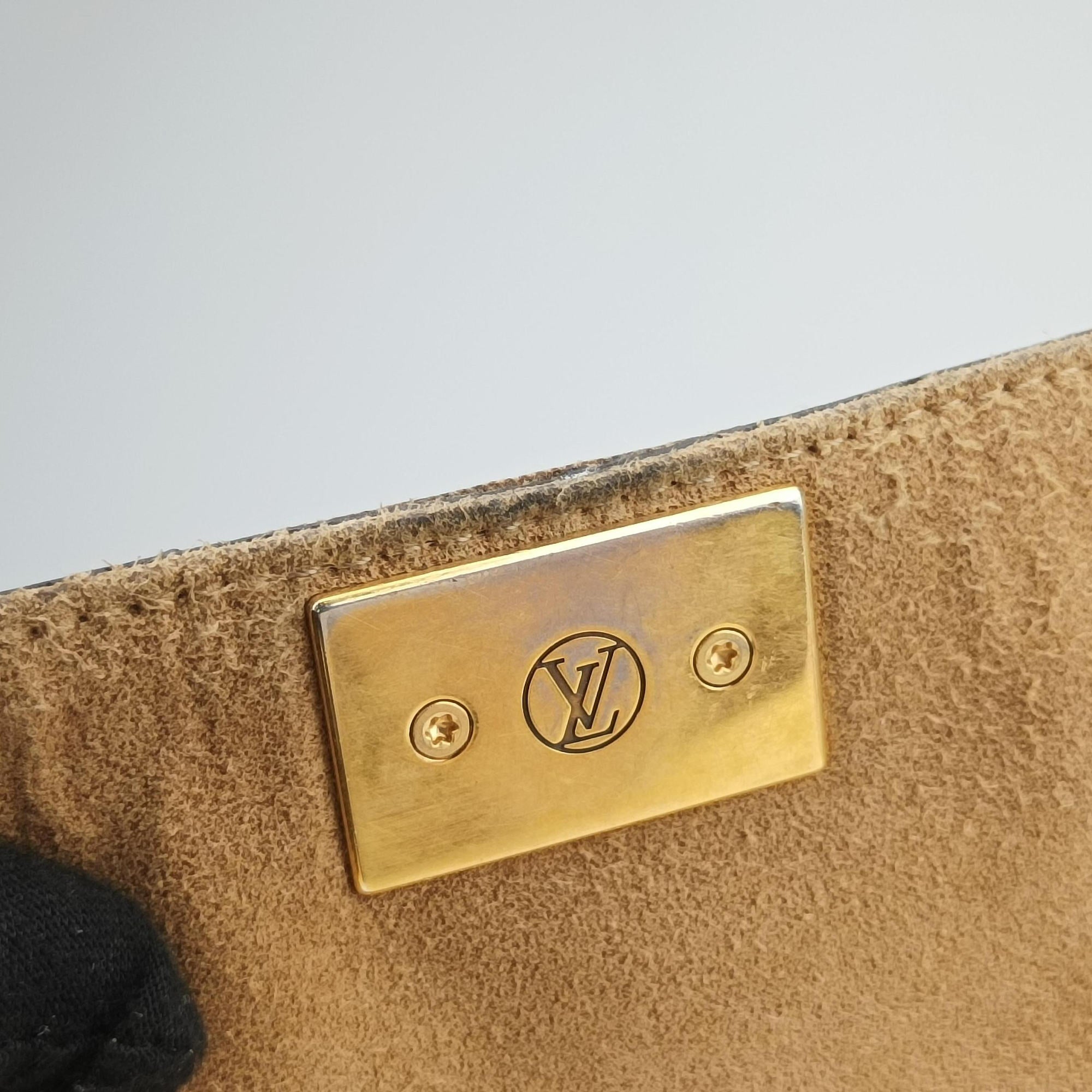 Pre-owned Louis Vuitton MARIGNAN brown×SESAME Monogram Canvas×calf leather M44259 shoulderbag | stylenewstar